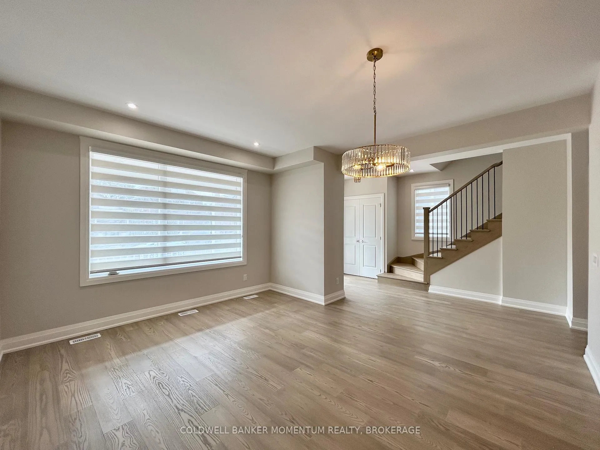 Photo 12 of Unit Upper, 5091 Bridge Street, Niagara Falls, Downtown — HOMEH