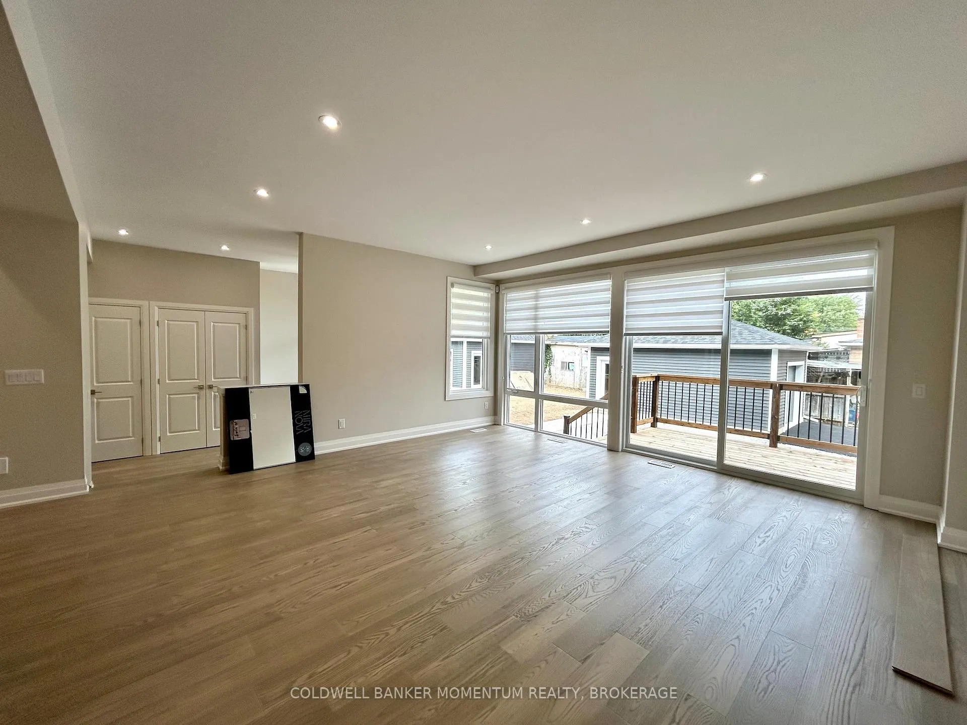 Photo 13 of Unit Upper, 5091 Bridge Street, Niagara Falls, Downtown — HOMEH