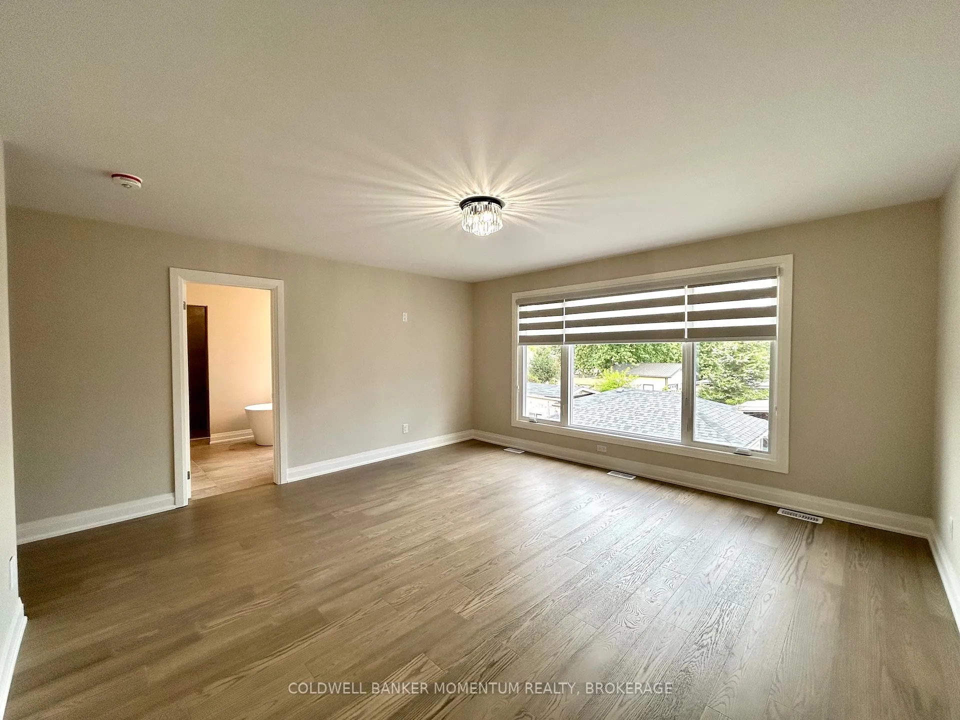 Photo 20 of Unit Upper, 5091 Bridge Street, Niagara Falls, Downtown — HOMEH