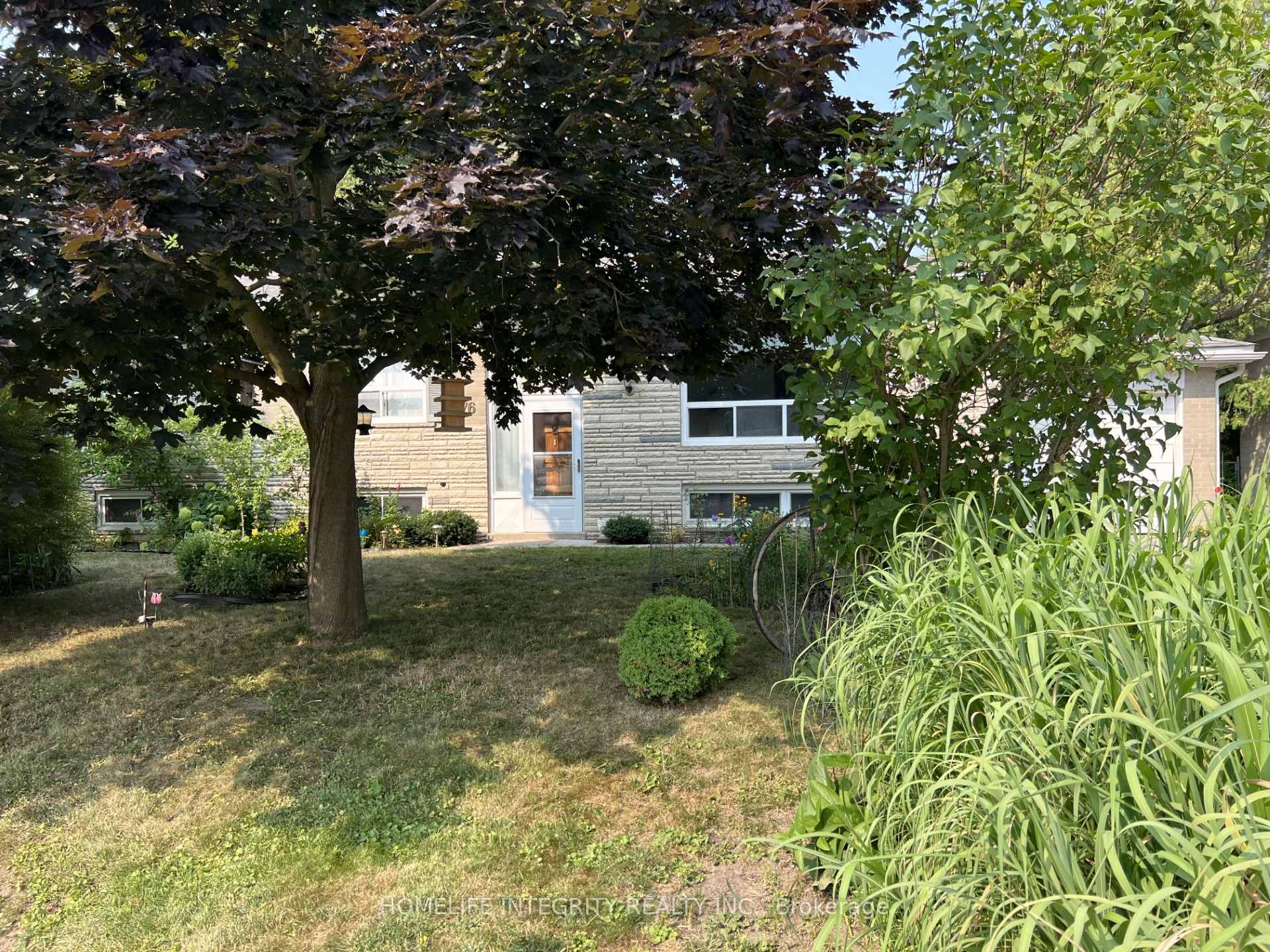 Photo 3 of 76 William Street, New Tecumseth, Alliston — HOMEH