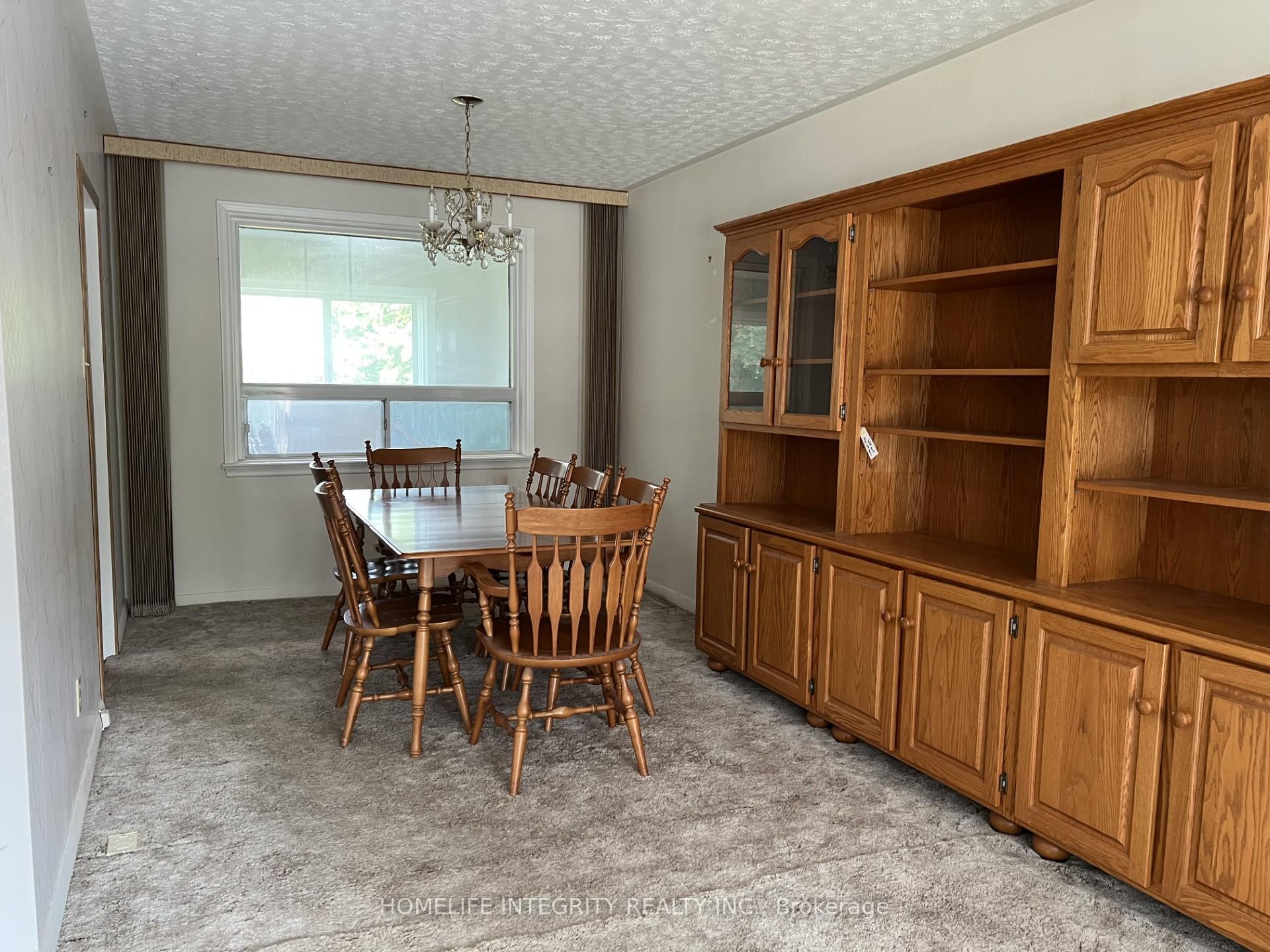 Photo 11 of 76 William Street, New Tecumseth, Alliston — HOMEH