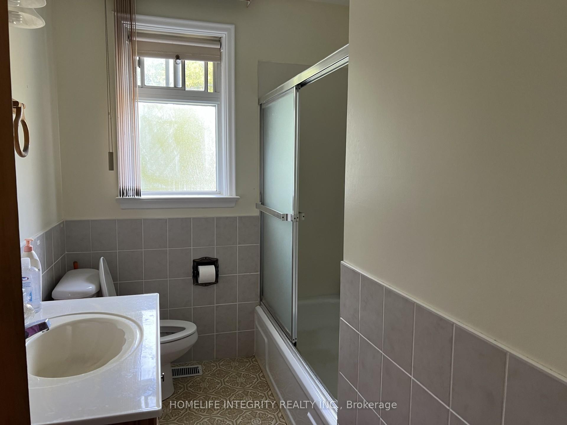 Photo 19 of 76 William Street, New Tecumseth, Alliston — HOMEH