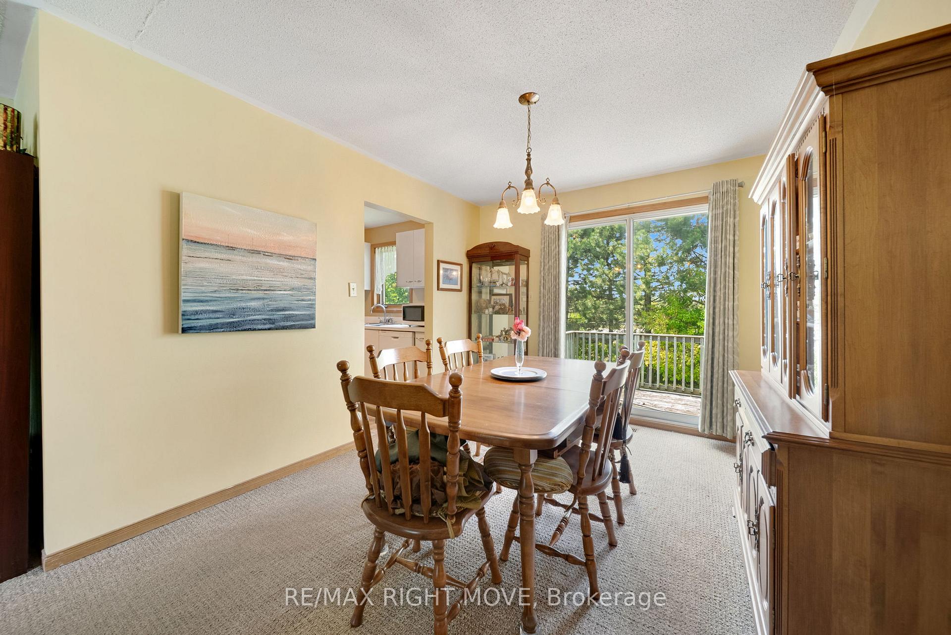 Photo 6 of 10 Dancy Drive, Orillia — HOMEH