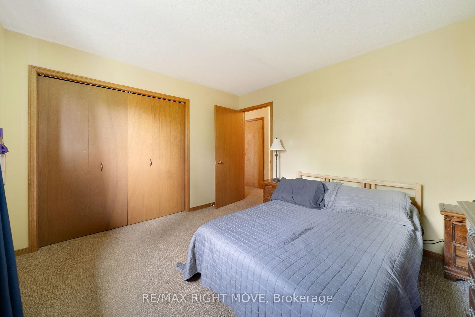 Photo 15 of 10 Dancy Drive, Orillia — HOMEH