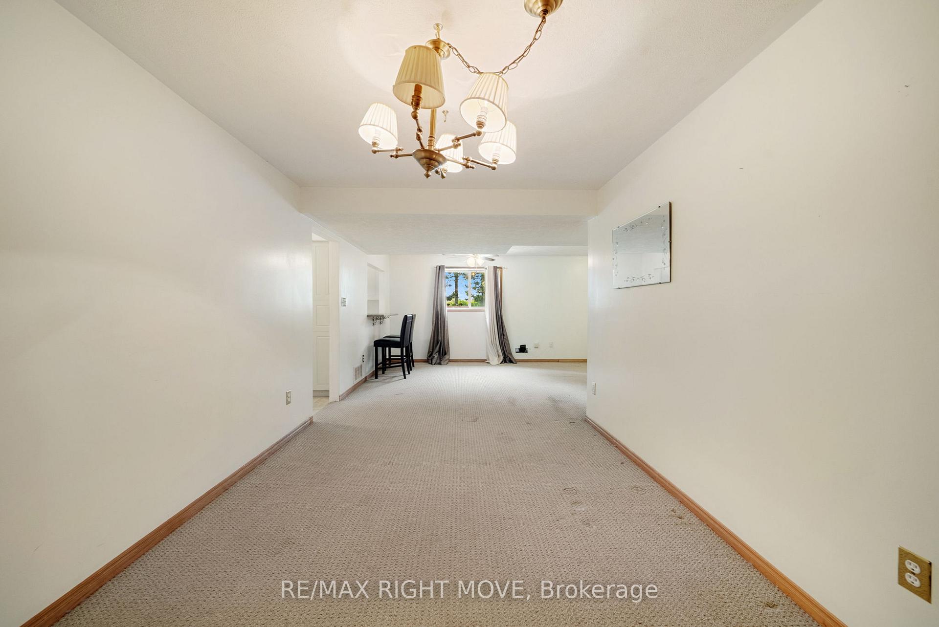 Photo 16 of 10 Dancy Drive, Orillia — HOMEH