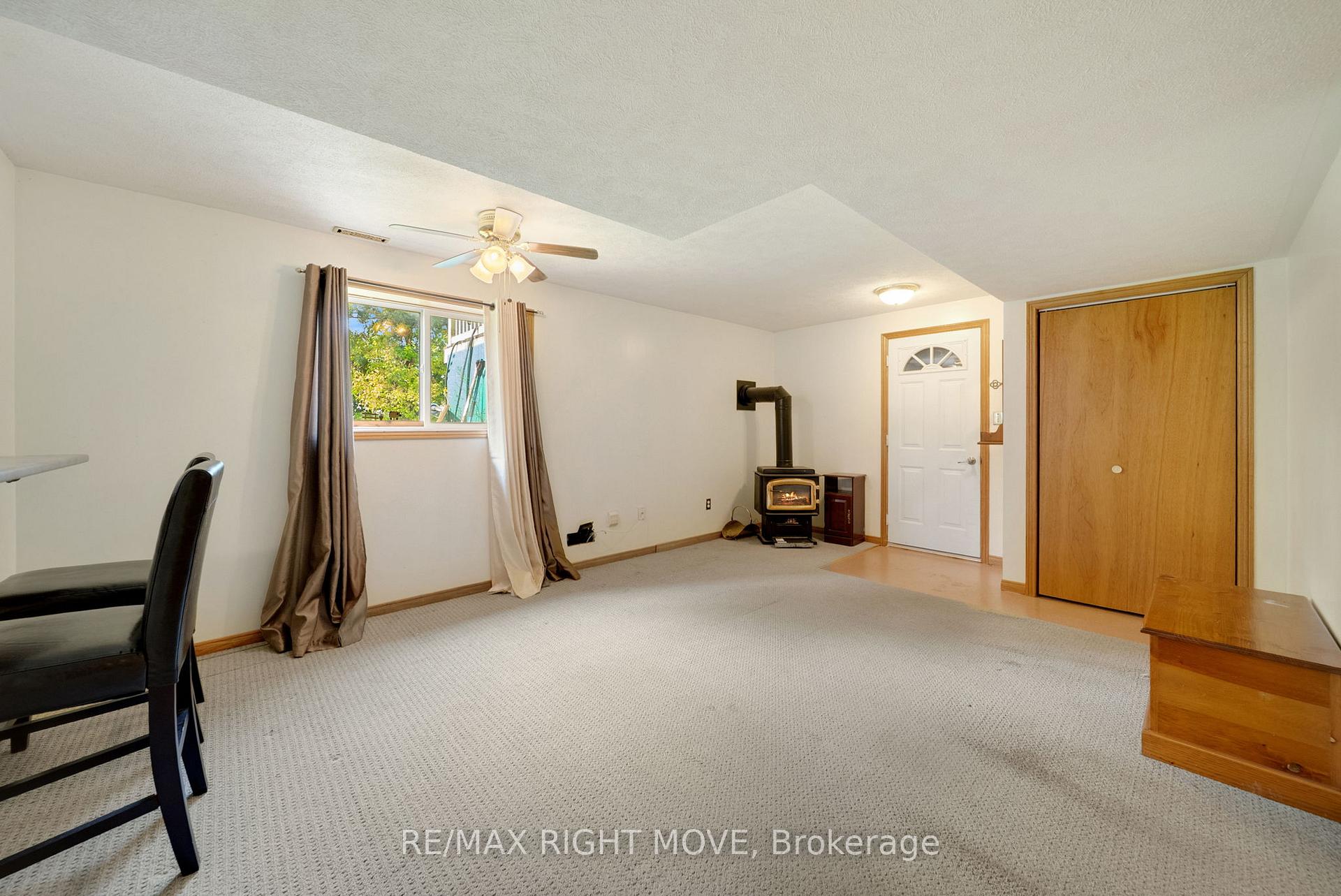 Photo 18 of 10 Dancy Drive, Orillia — HOMEH