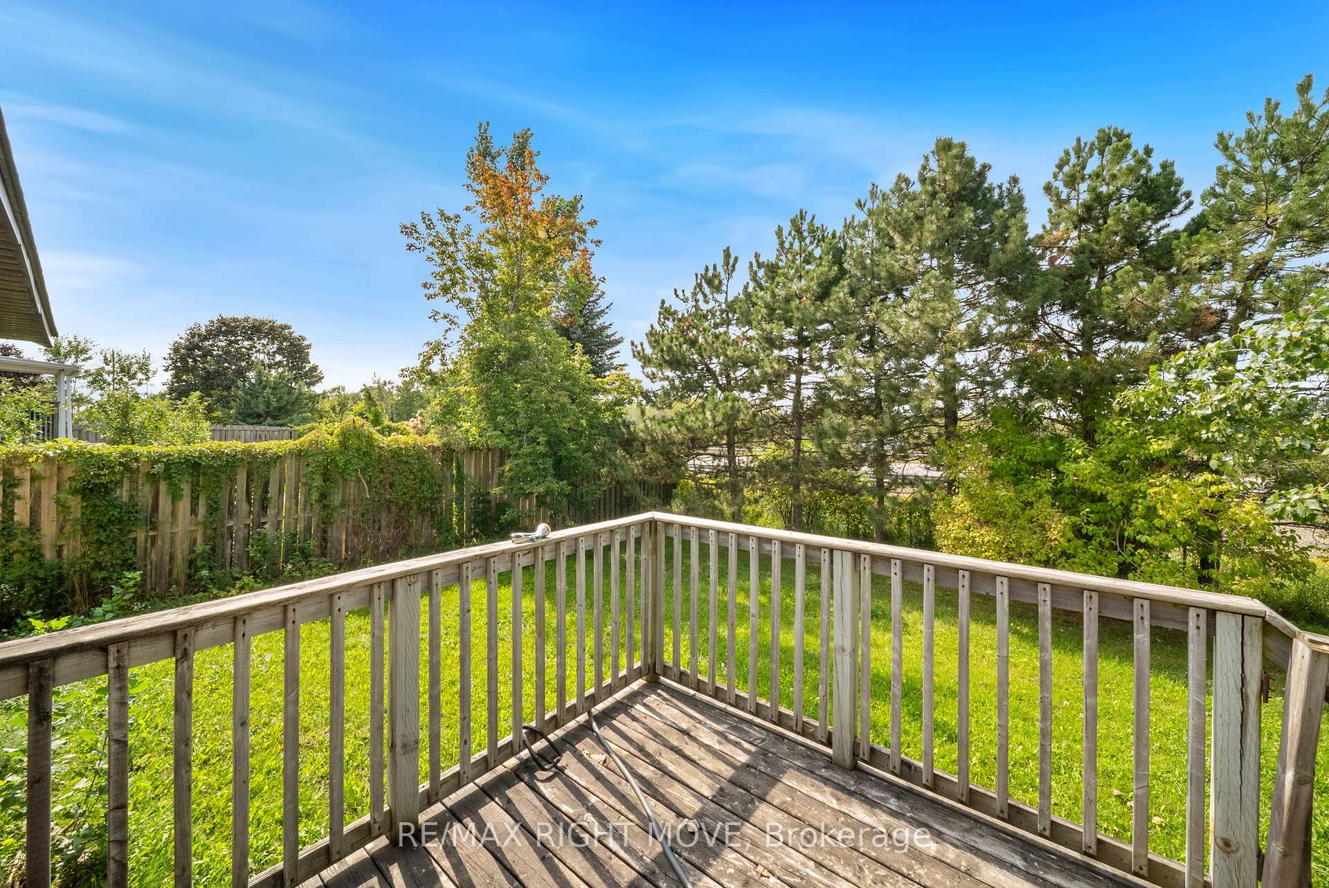 Photo 27 of 10 Dancy Drive, Orillia — HOMEH