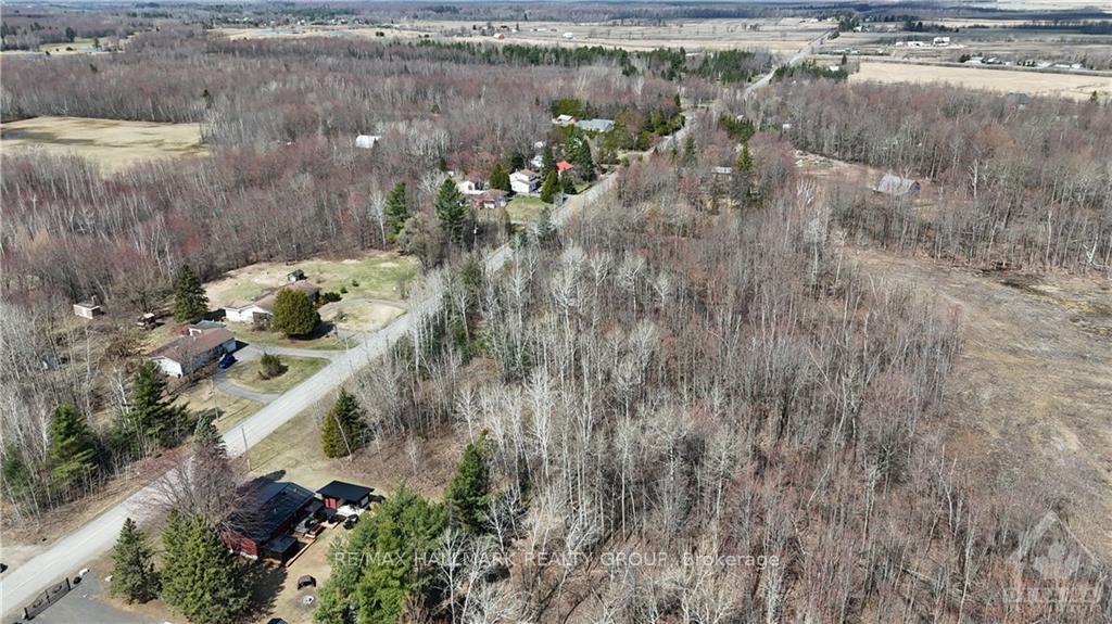 Photo 5 of Unit B, 00 Carlsbad Lane, Ottawa, Vars & Area — HOMEH