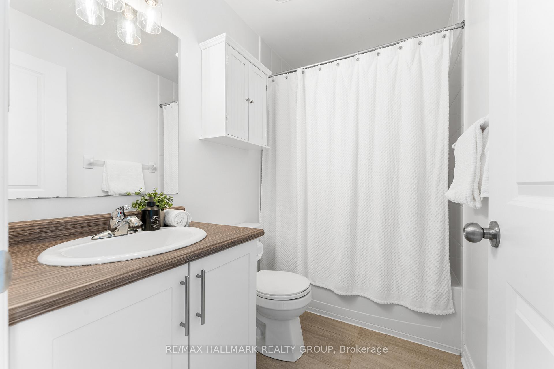 Photo 41 of 635 Spring Valley Drive, Ottawa, Mer Bleue/Bradley Estates/Anderson Park — HOMEH