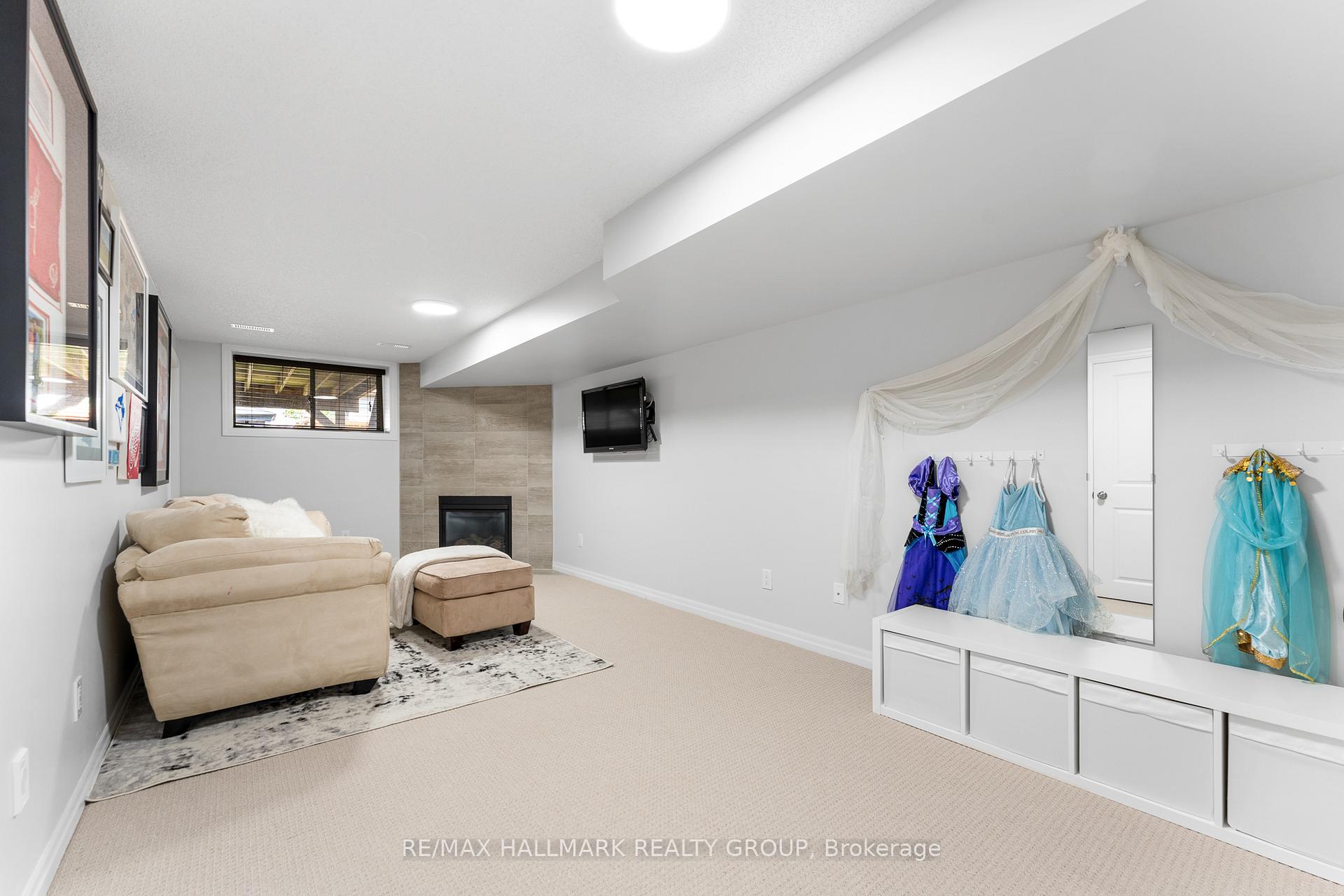 Photo 42 of 635 Spring Valley Drive, Ottawa, Mer Bleue/Bradley Estates/Anderson Park — HOMEH