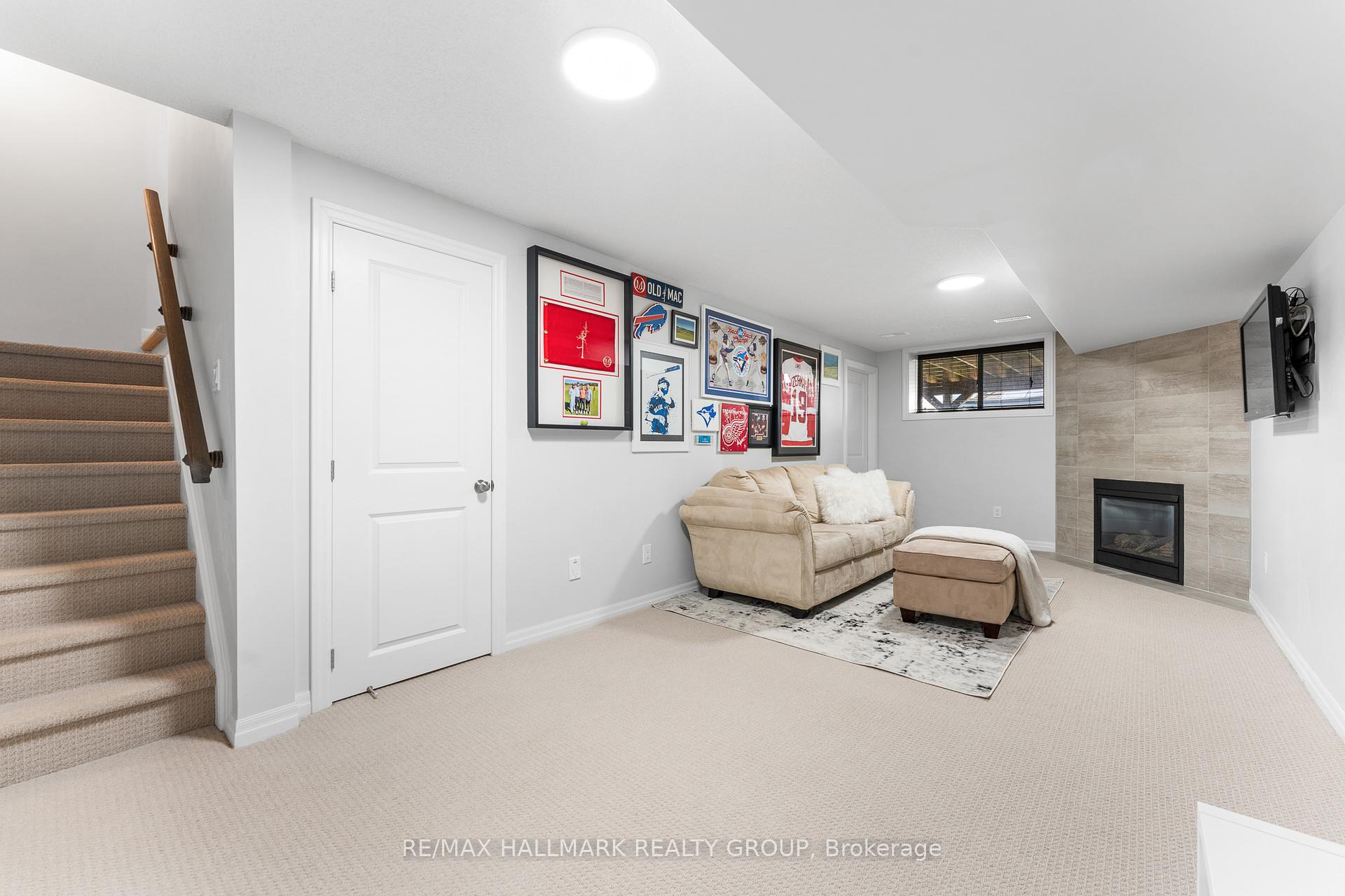 Photo 43 of 635 Spring Valley Drive, Ottawa, Mer Bleue/Bradley Estates/Anderson Park — HOMEH