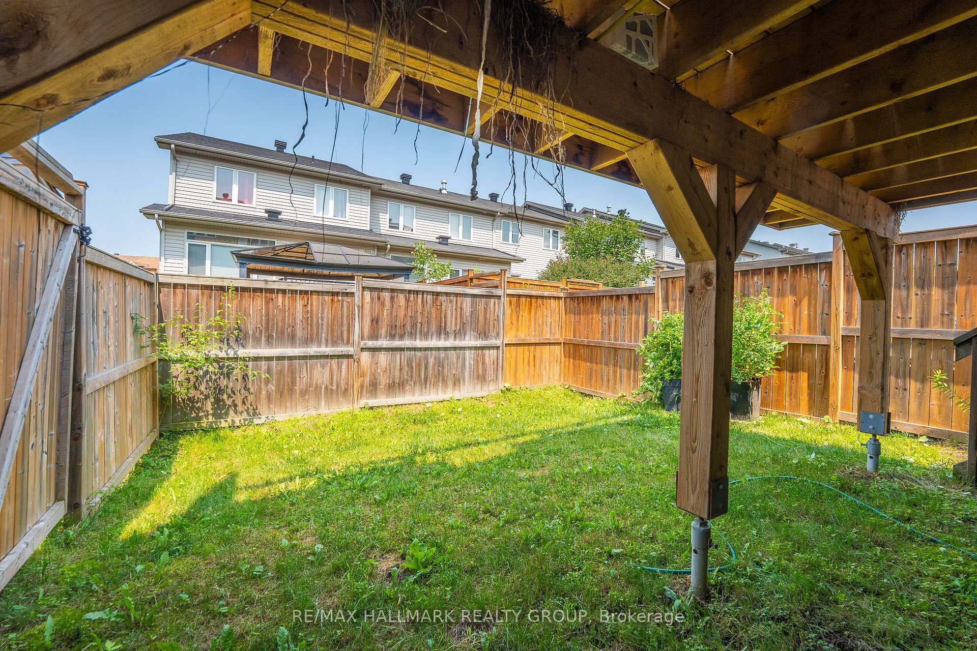 Photo 48 of 635 Spring Valley Drive, Ottawa, Mer Bleue/Bradley Estates/Anderson Park — HOMEH
