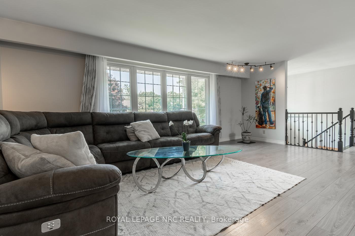 Photo 12 of 163 Pancake Lane, Pelham, Fonthill — HOMEH