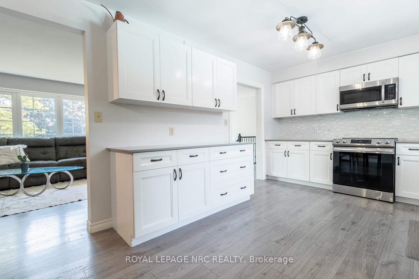 Photo 21 of 163 Pancake Lane, Pelham, Fonthill — HOMEH