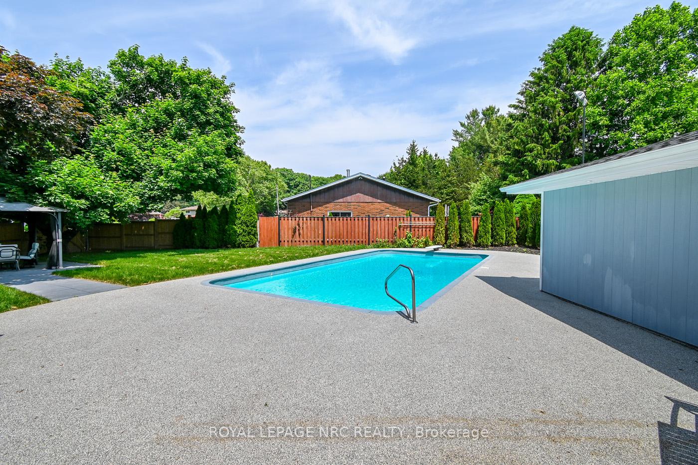 Photo 35 of 163 Pancake Lane, Pelham, Fonthill — HOMEH