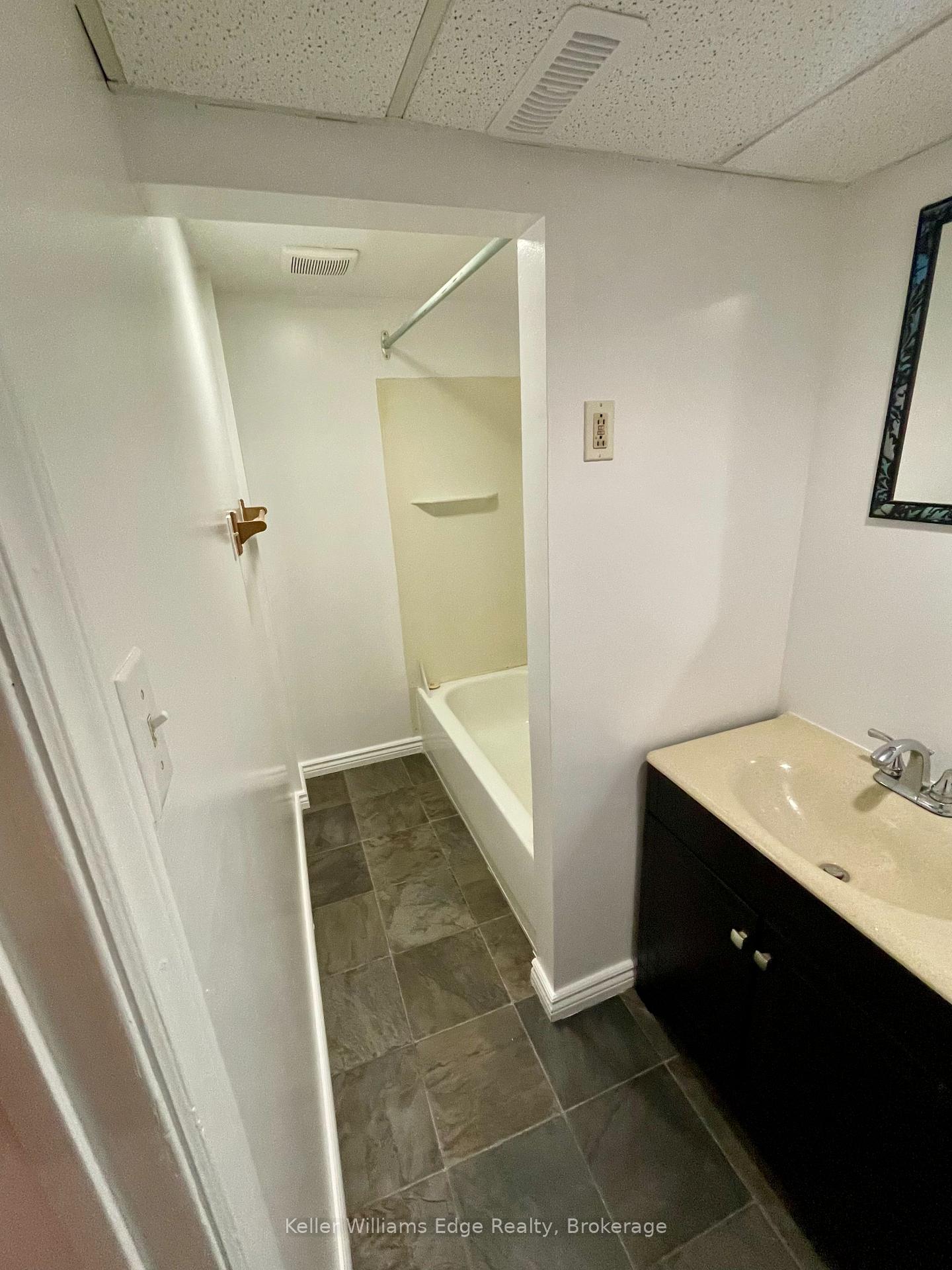 Photo 20 of 93A Dawson Road, Orangeville — HOMEH