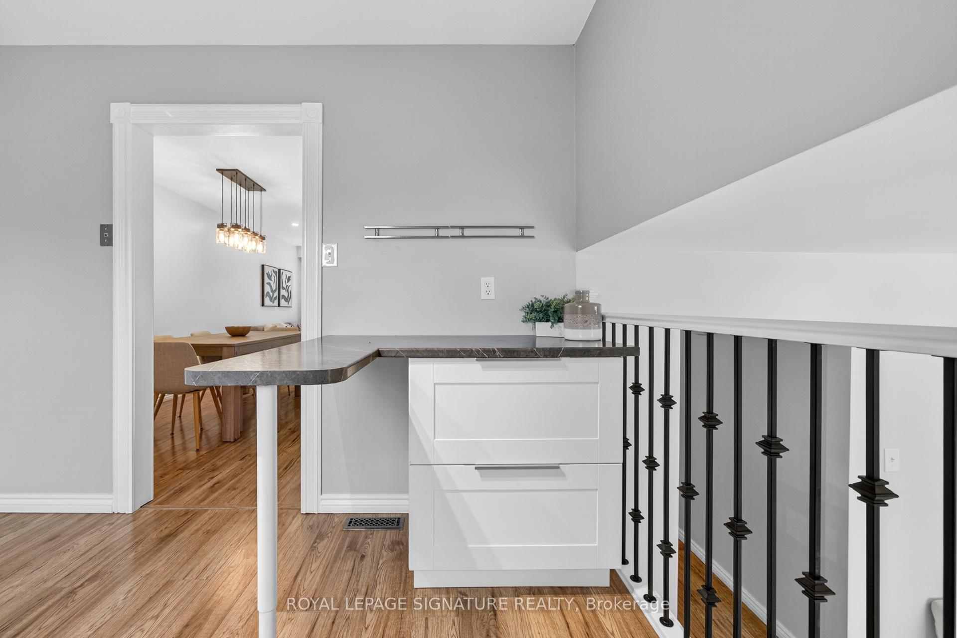 Photo 22 of 3330 Kings Masting Crescent, Mississauga, Erin Mills — HOMEH