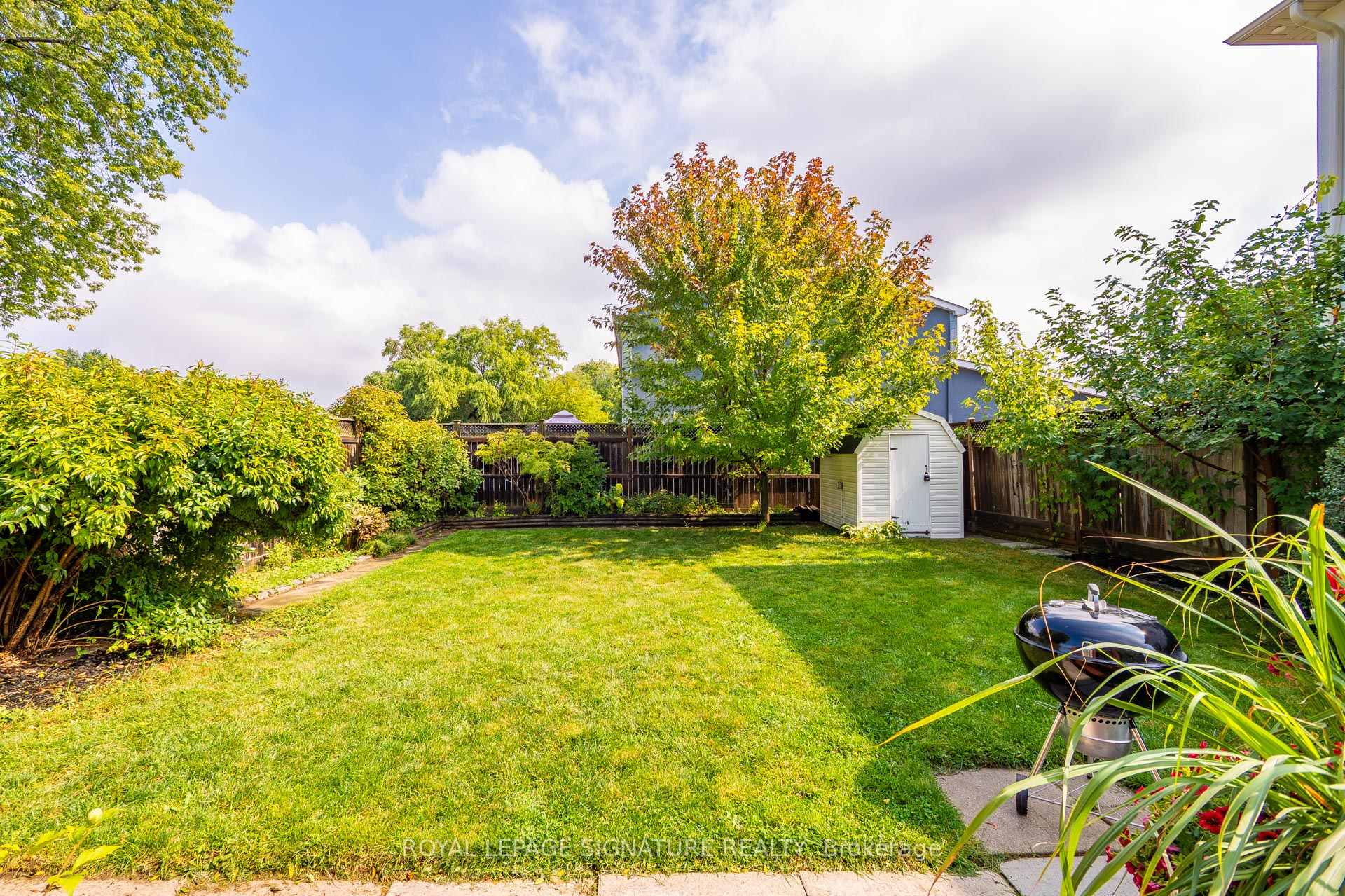 Photo 46 of 3330 Kings Masting Crescent, Mississauga, Erin Mills — HOMEH
