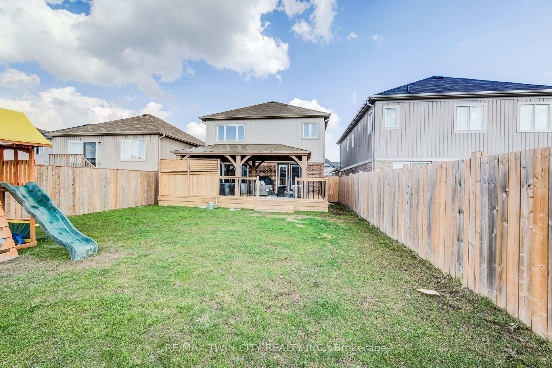Photo 44 of 991 Hannah Avenue S, North Perth, Listowel — HOMEH