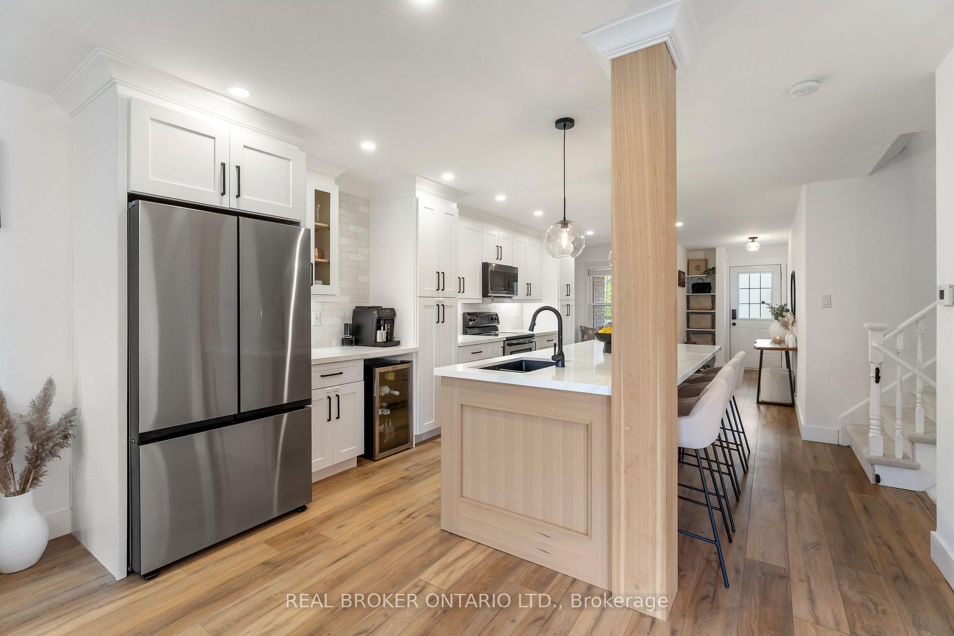 Photo 7 of 16 Buchanan Drive, New Tecumseth, Alliston — HOMEH
