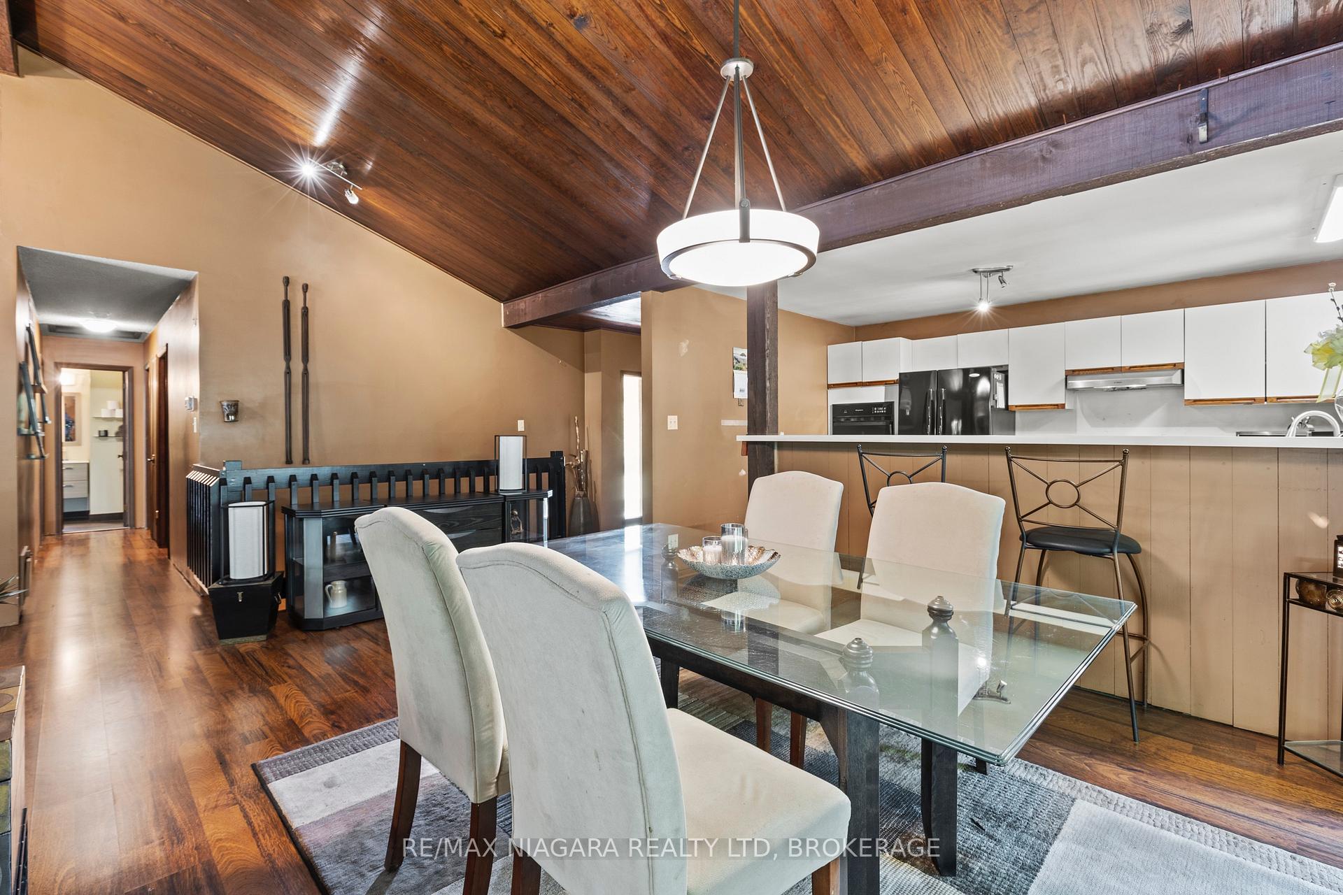 Photo 13 of 705 Metler Road, Pelham, North Pelham — HOMEH