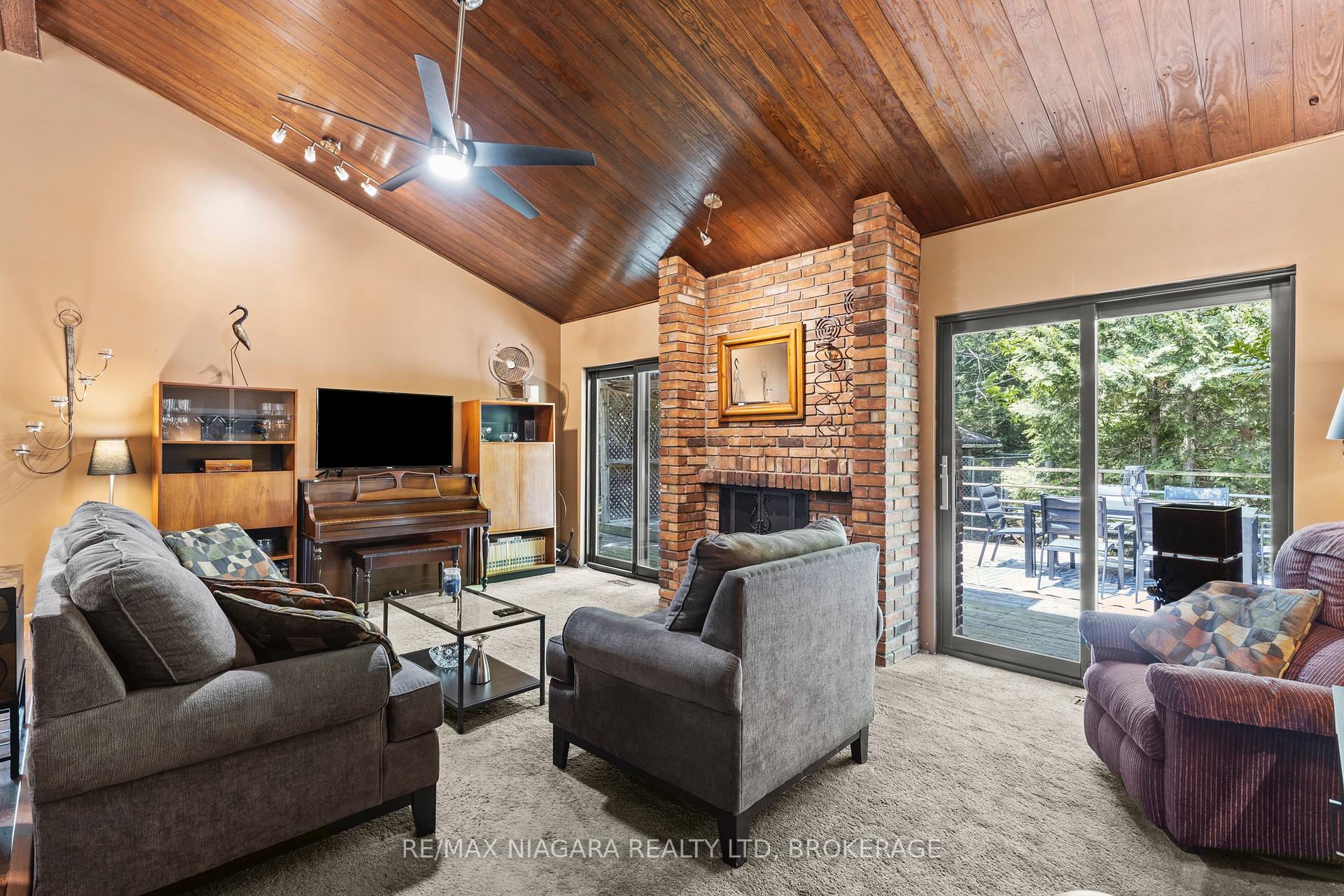 Photo 16 of 705 Metler Road, Pelham, North Pelham — HOMEH