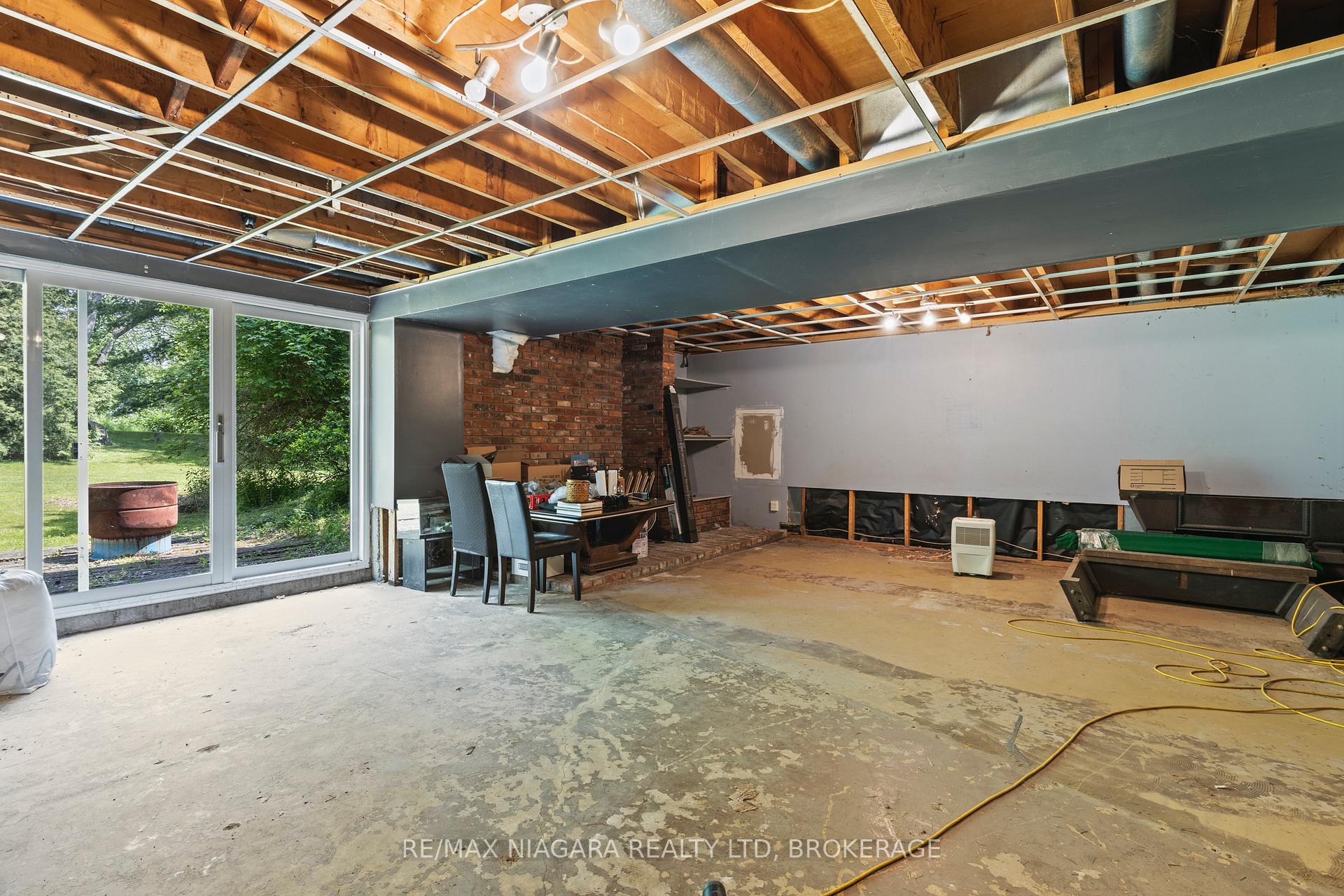 Photo 28 of 705 Metler Road, Pelham, North Pelham — HOMEH