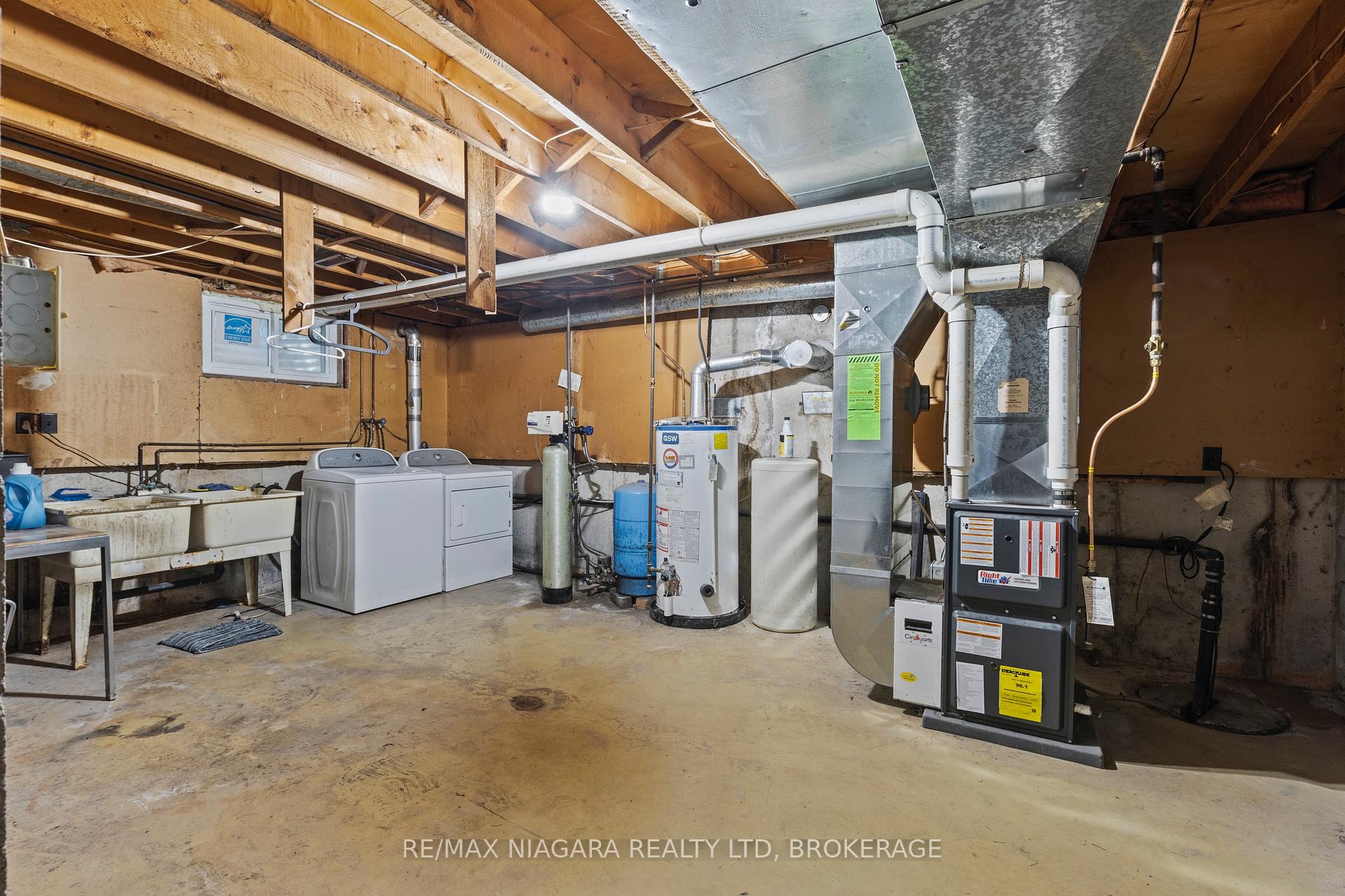 Photo 31 of 705 Metler Road, Pelham, North Pelham — HOMEH