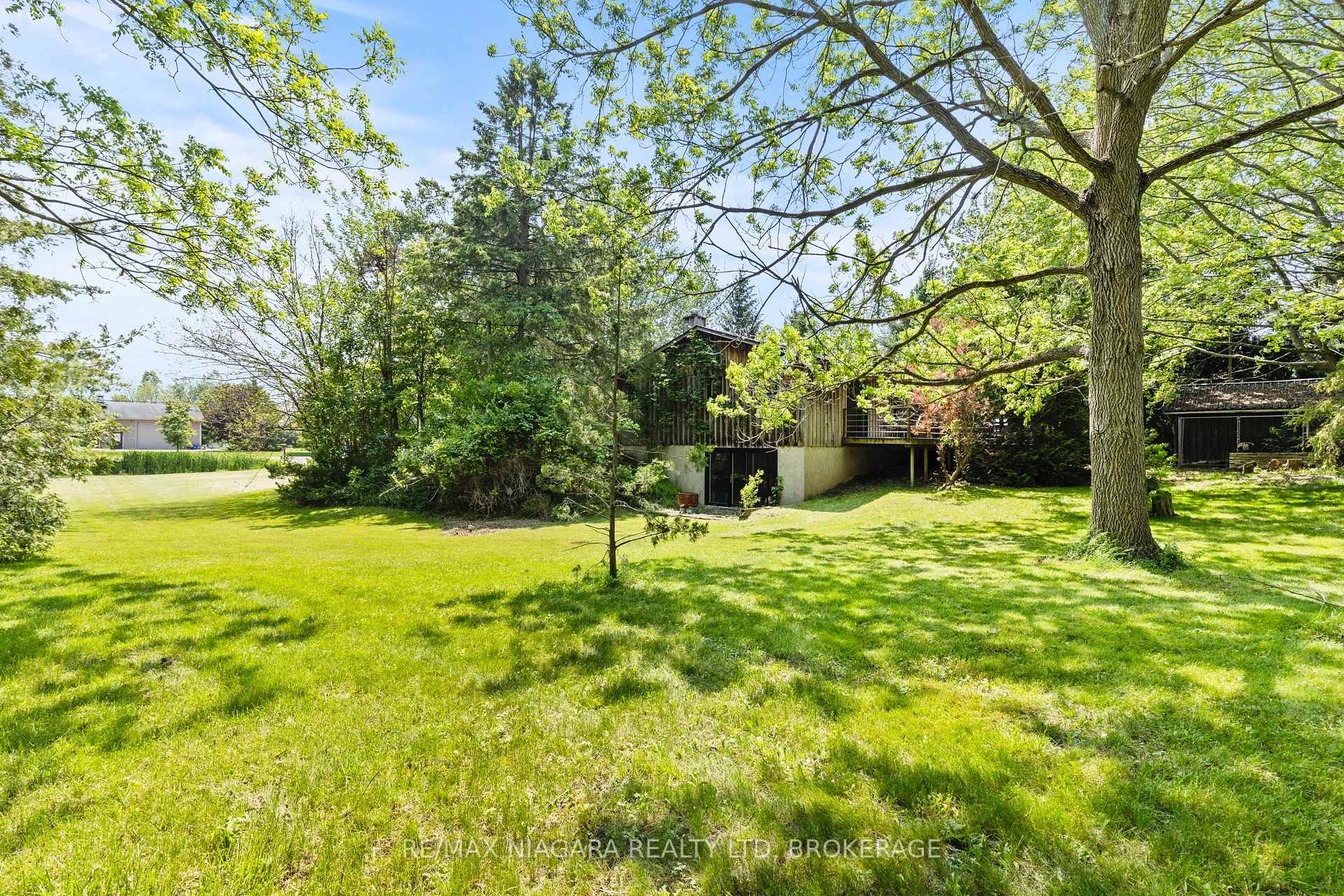 Photo 42 of 705 Metler Road, Pelham, North Pelham — HOMEH