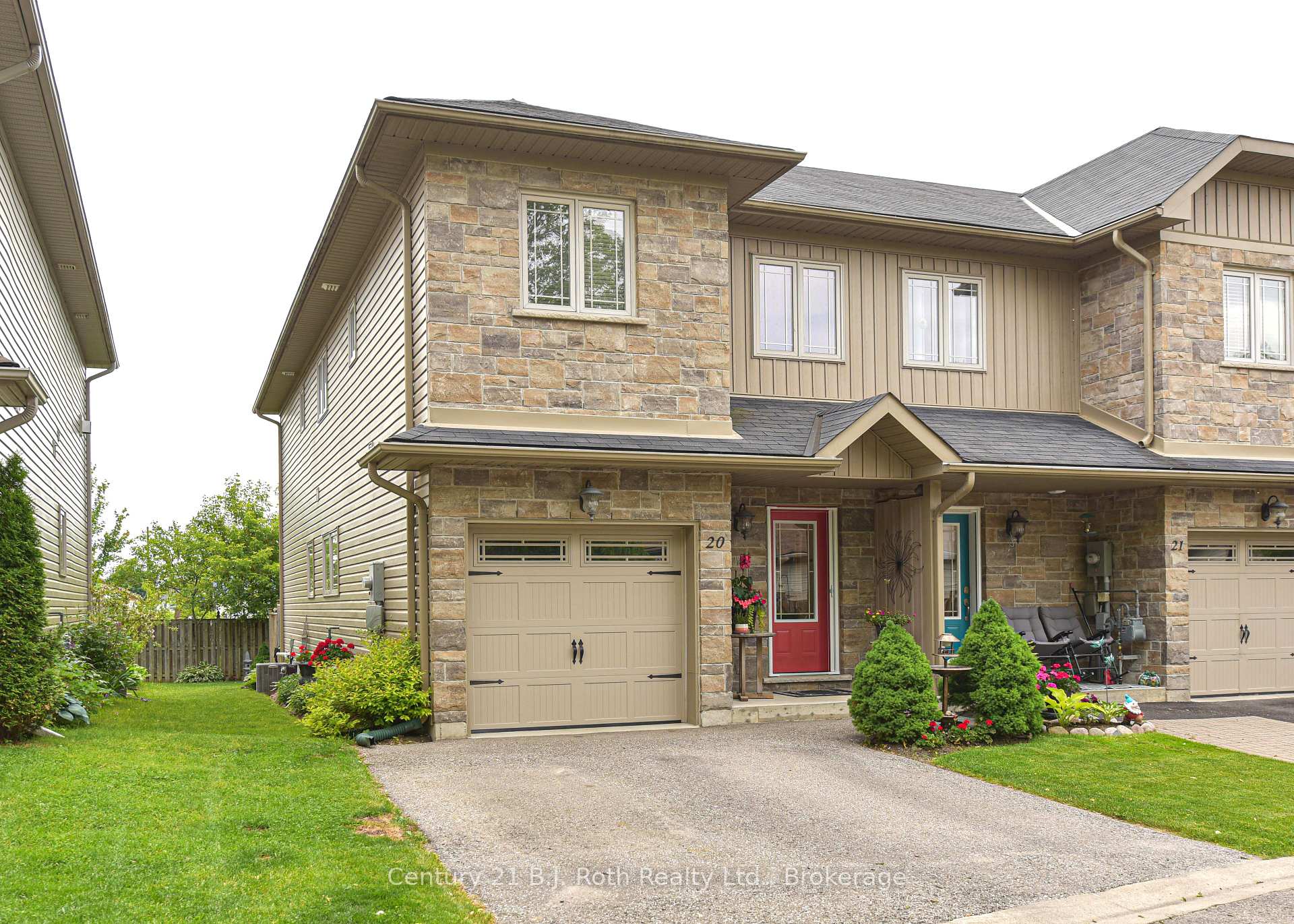 Photo 1 of 20 Taylor Drive, Orillia — HOMEH