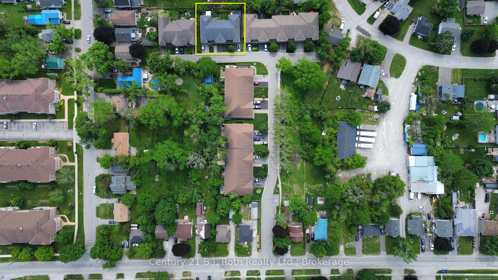 Photo 6 of 20 Taylor Drive, Orillia — HOMEH