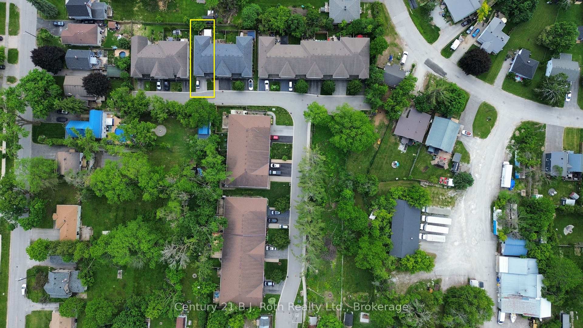 Photo 7 of 20 Taylor Drive, Orillia — HOMEH