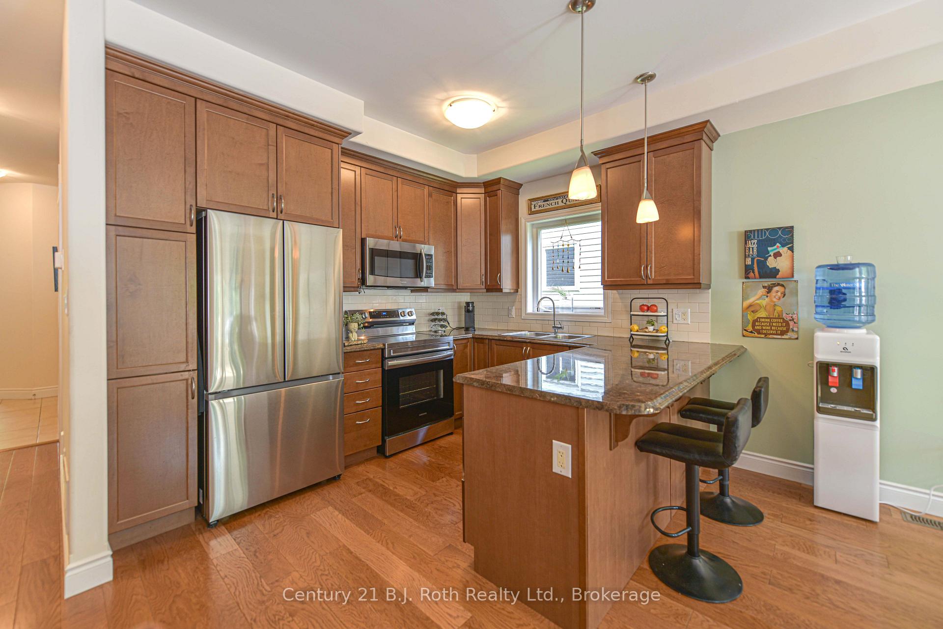 Photo 17 of 20 Taylor Drive, Orillia — HOMEH