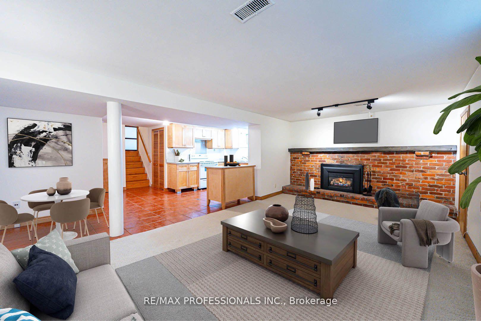 Photo 15 of 1784 Sandgate Crescent, Mississauga, Clarkson — HOMEH