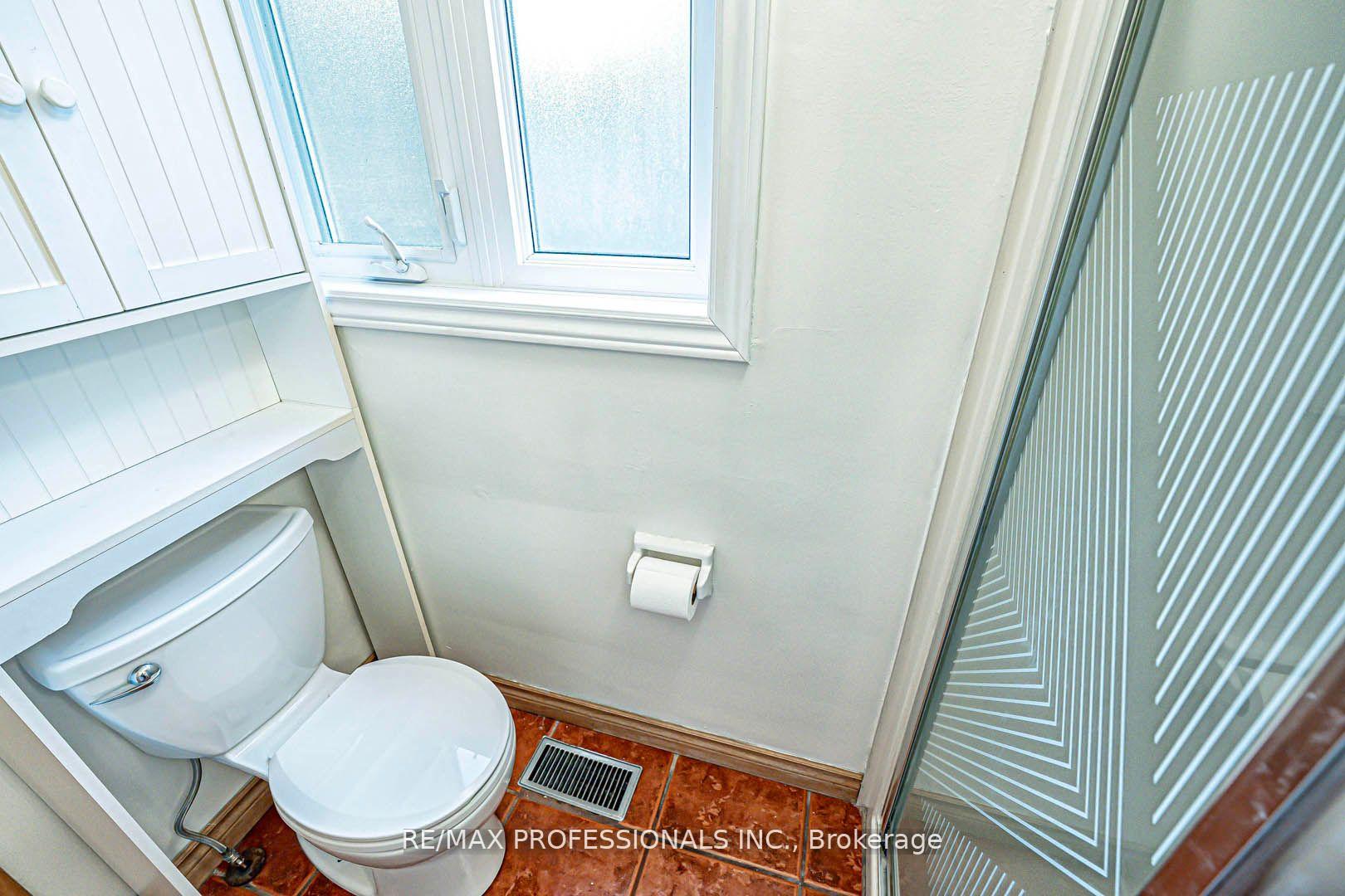 Photo 20 of 1784 Sandgate Crescent, Mississauga, Clarkson — HOMEH