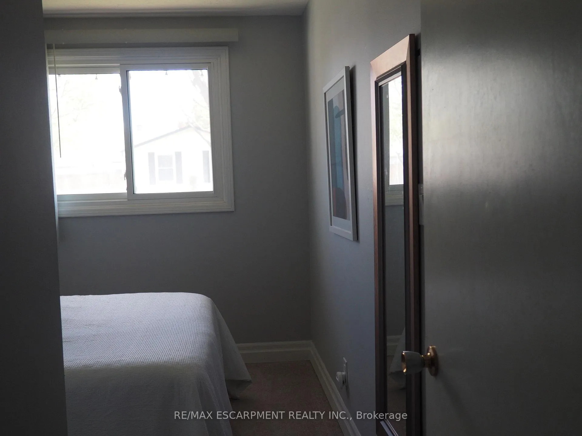 Photo 7 of Unit main, 7543 Redhaven Crescent, Niagara Falls, Marineland — HOMEH