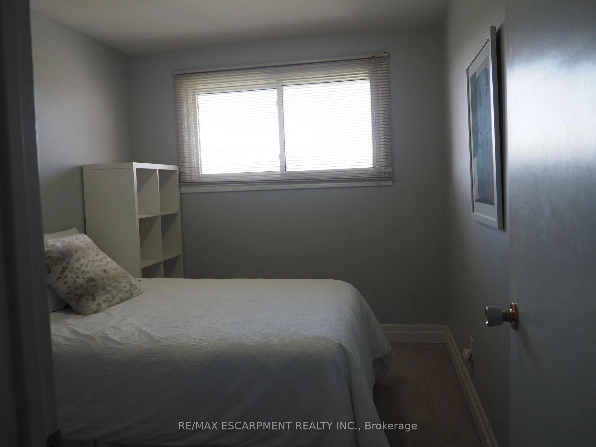 Photo 16 of Unit main, 7543 Redhaven Crescent, Niagara Falls, Marineland — HOMEH