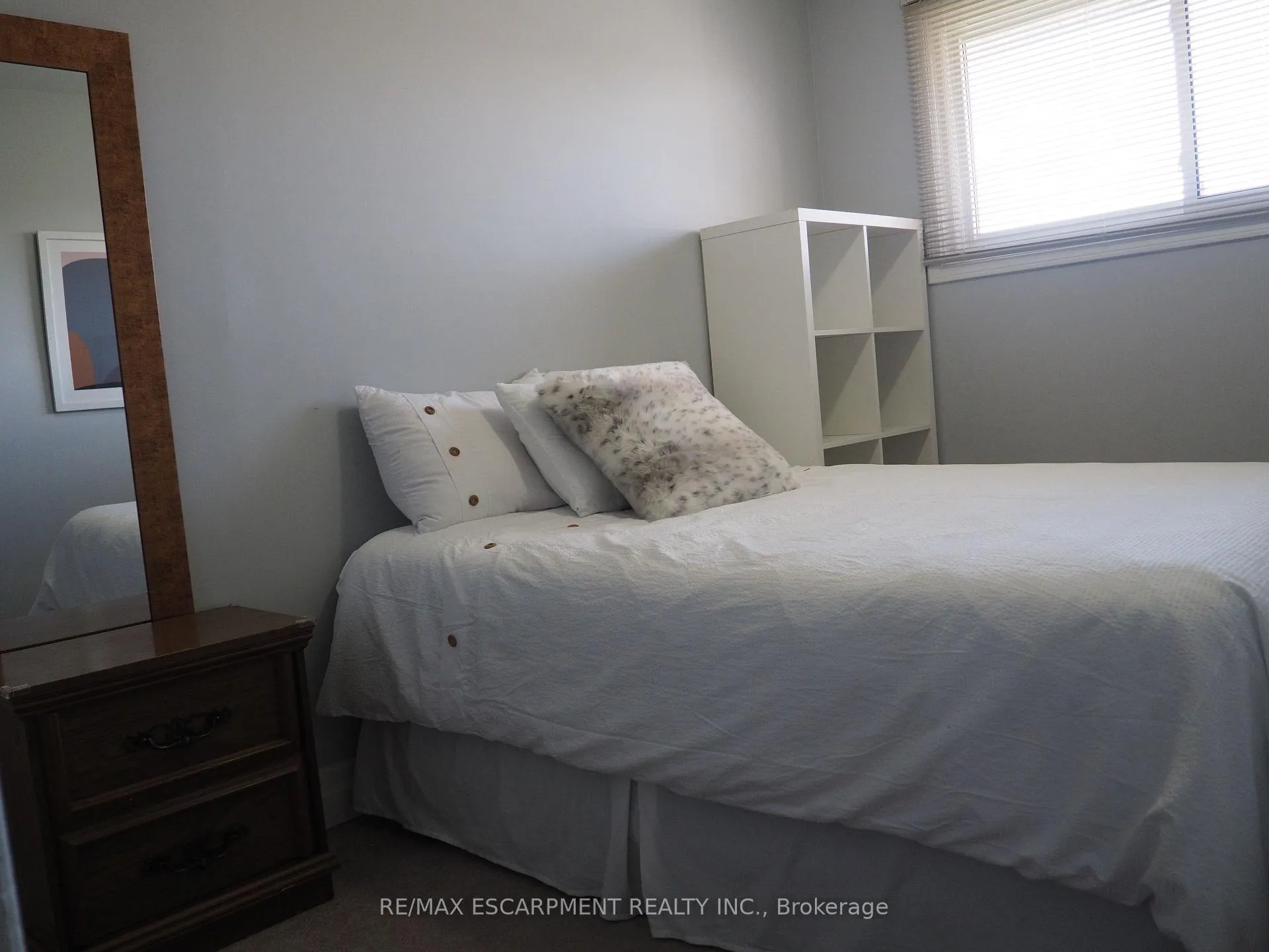 Photo 18 of Unit main, 7543 Redhaven Crescent, Niagara Falls, Marineland — HOMEH