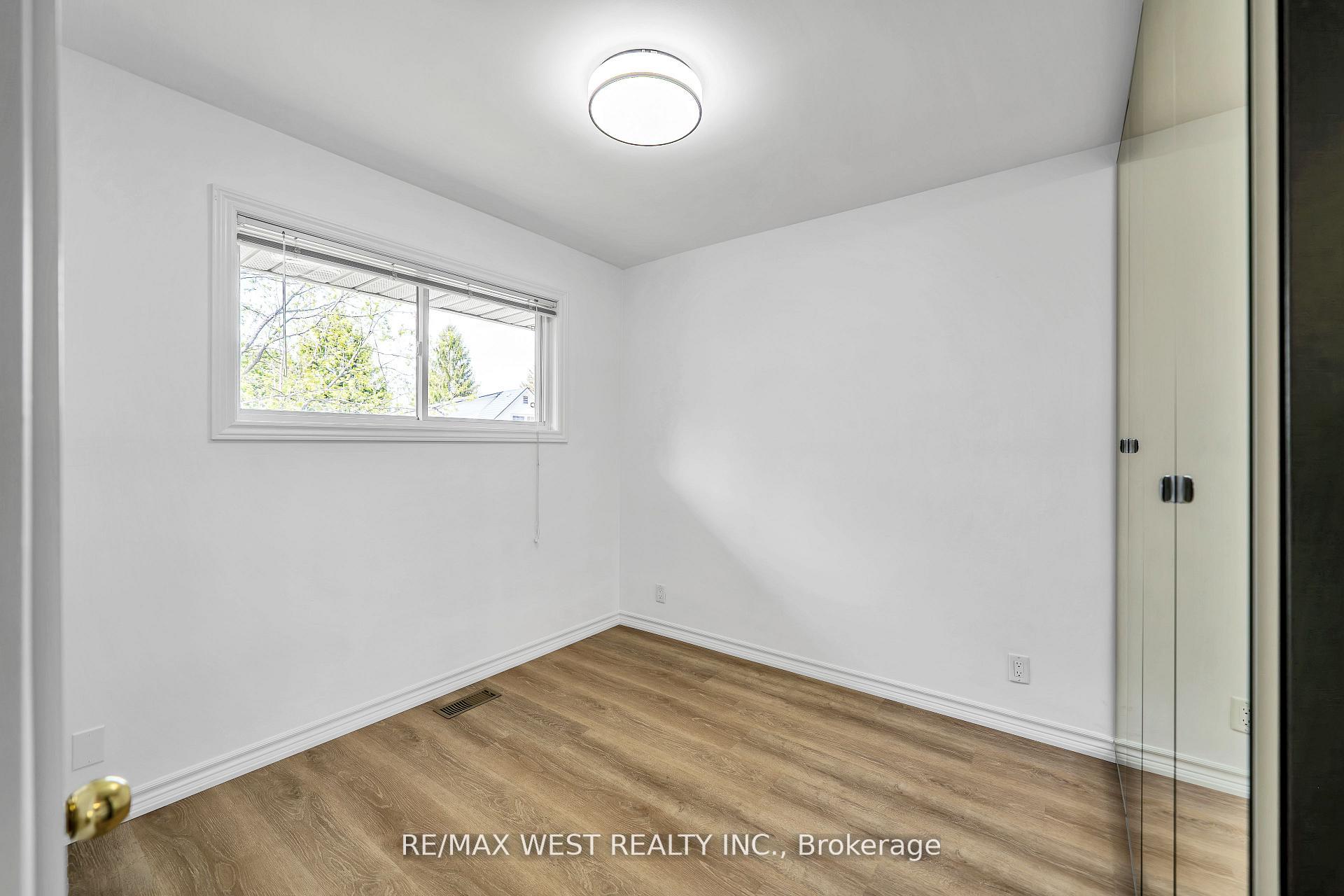 Photo 14 of 12 Athabasca Street, Oshawa, Donevan — HOMEH