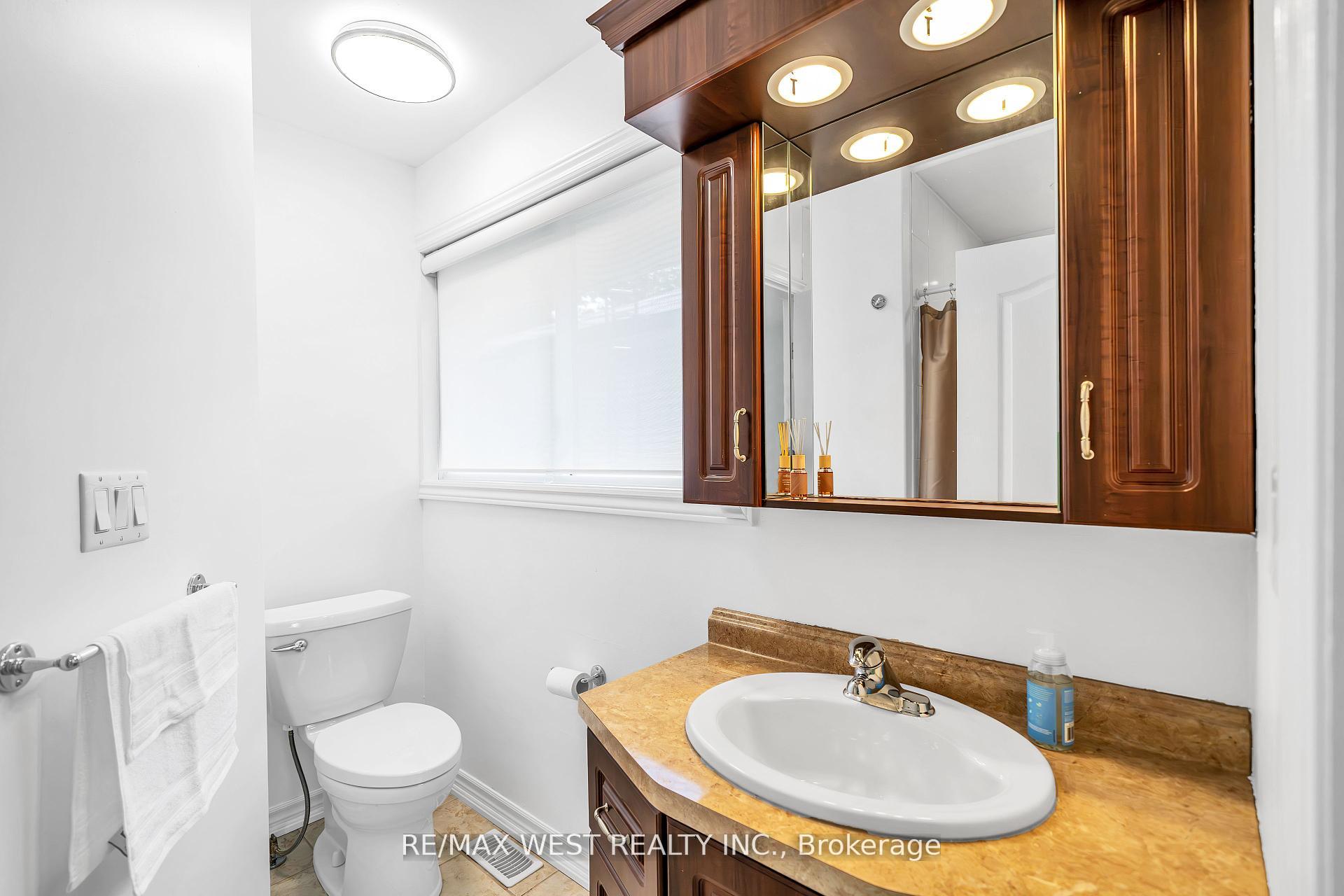 Photo 16 of 12 Athabasca Street, Oshawa, Donevan — HOMEH