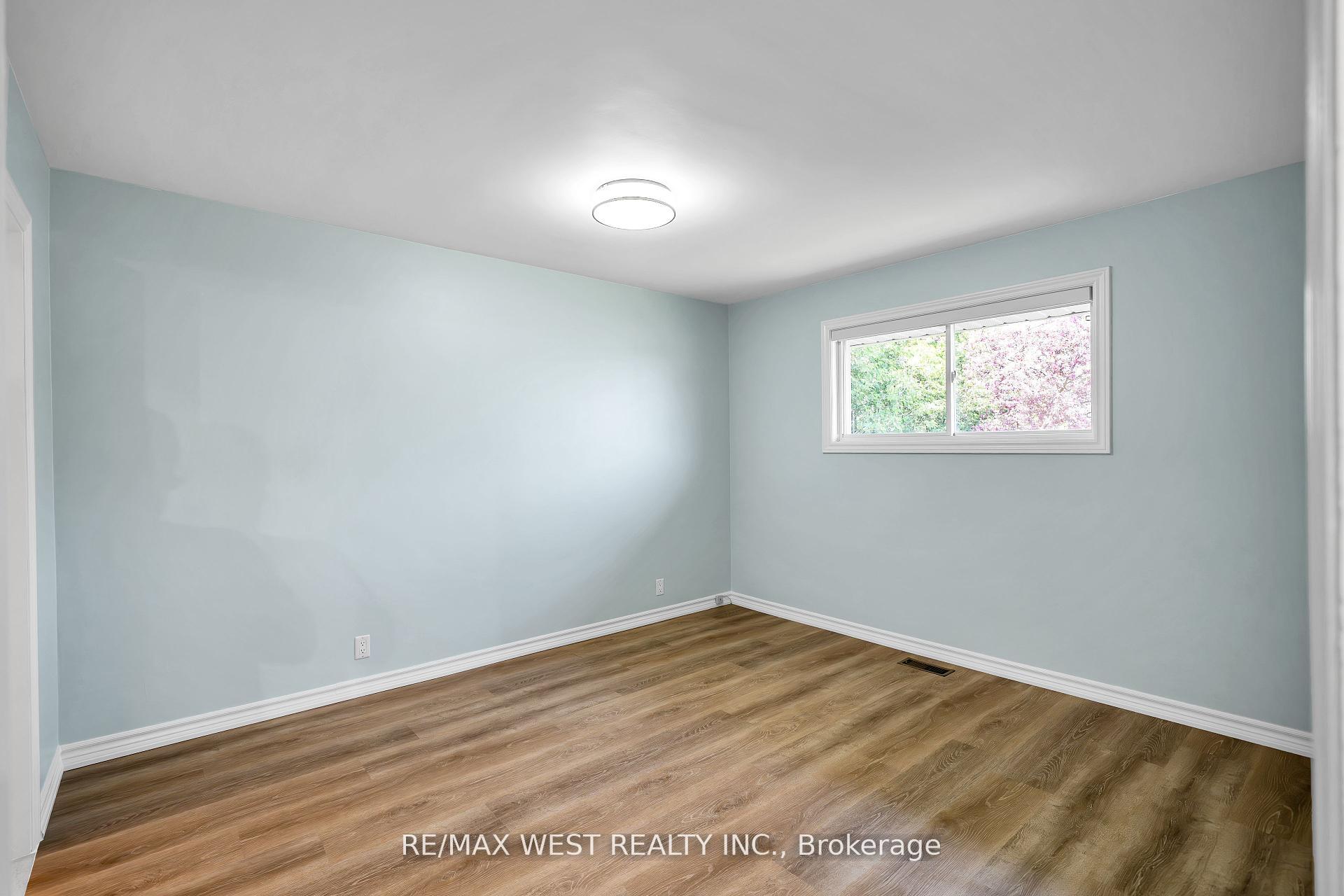 Photo 18 of 12 Athabasca Street, Oshawa, Donevan — HOMEH