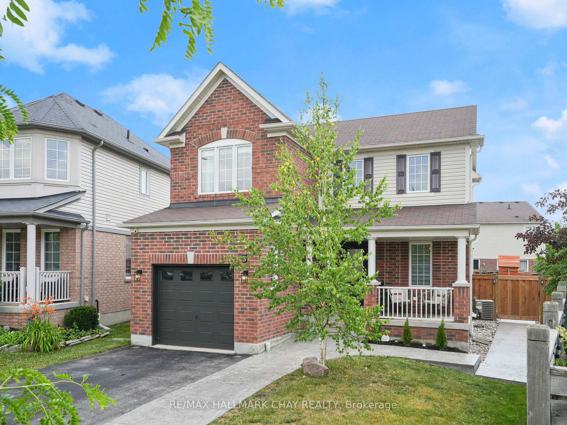 Photo 2 of 5 Gordon Drive, New Tecumseth, Alliston — HOMEH