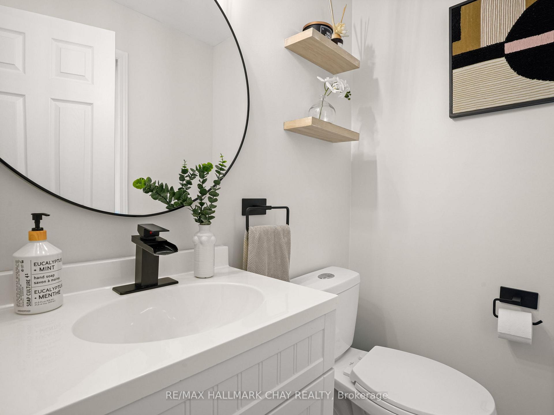 Photo 12 of 5 Gordon Drive, New Tecumseth, Alliston — HOMEH