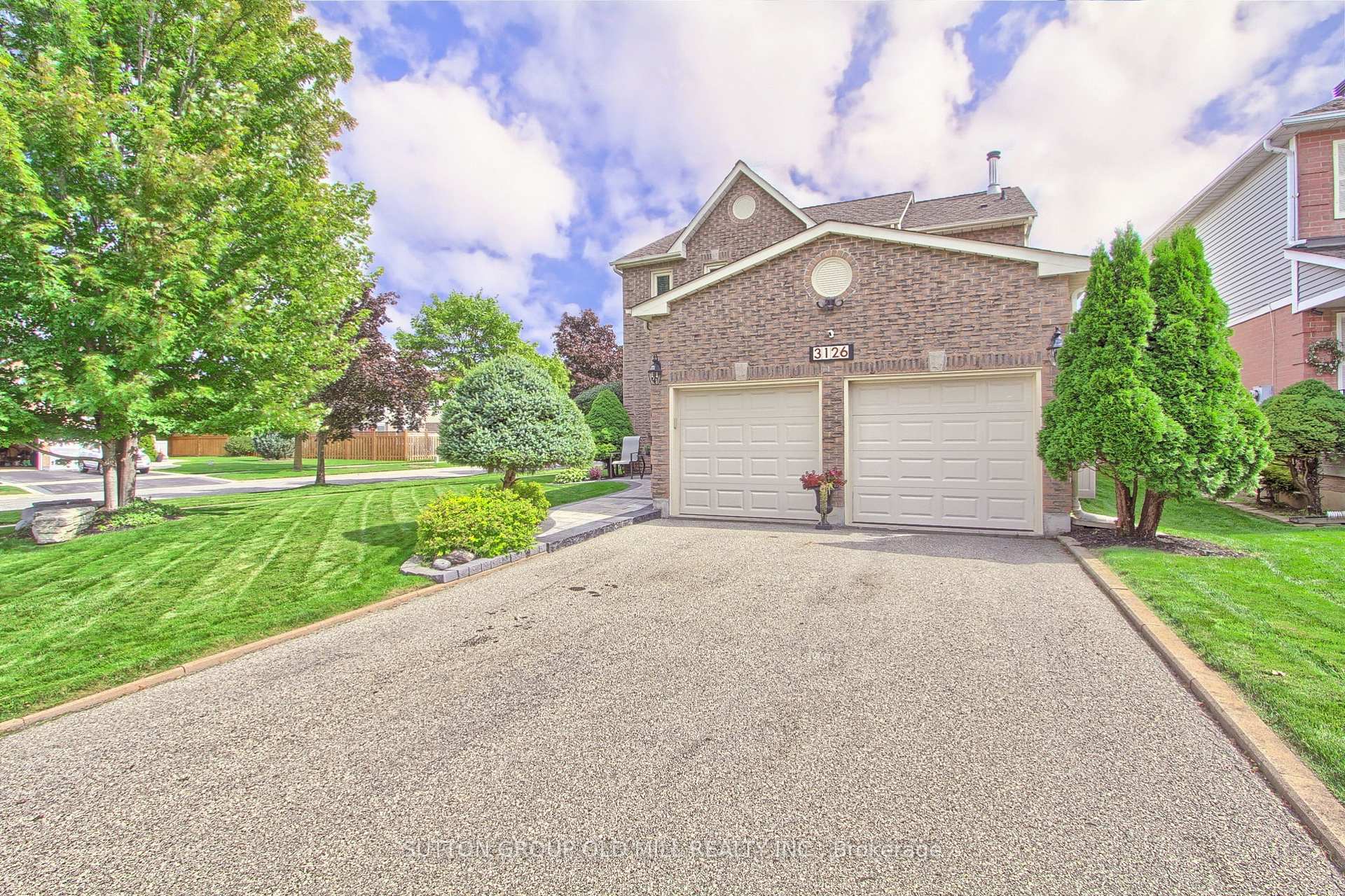 Photo 2 of 3126 Oakview Road, Mississauga, Meadowvale — HOMEH