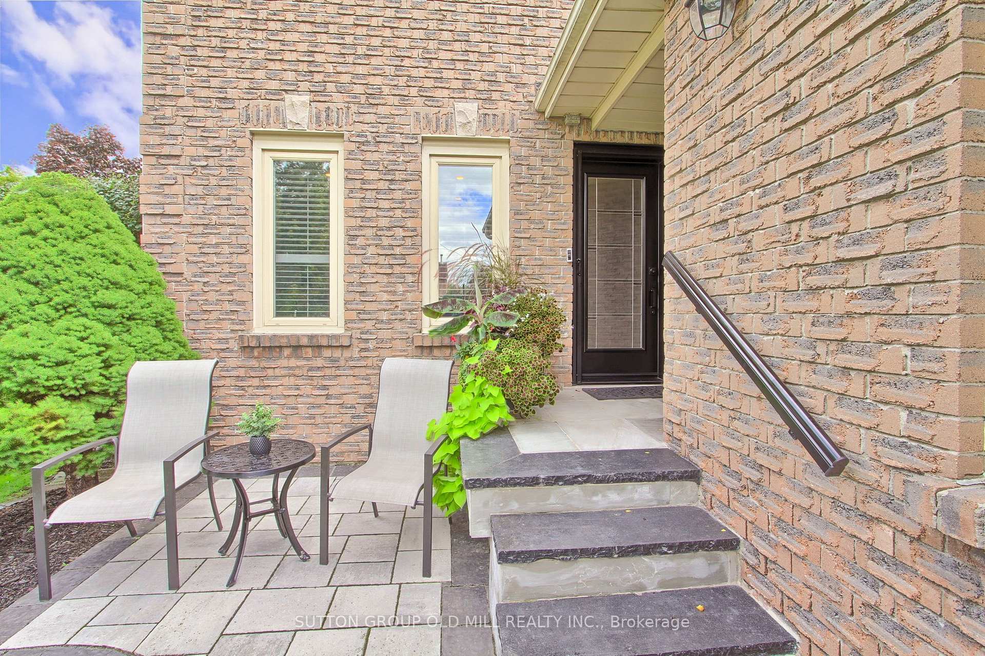 Photo 3 of 3126 Oakview Road, Mississauga, Meadowvale — HOMEH