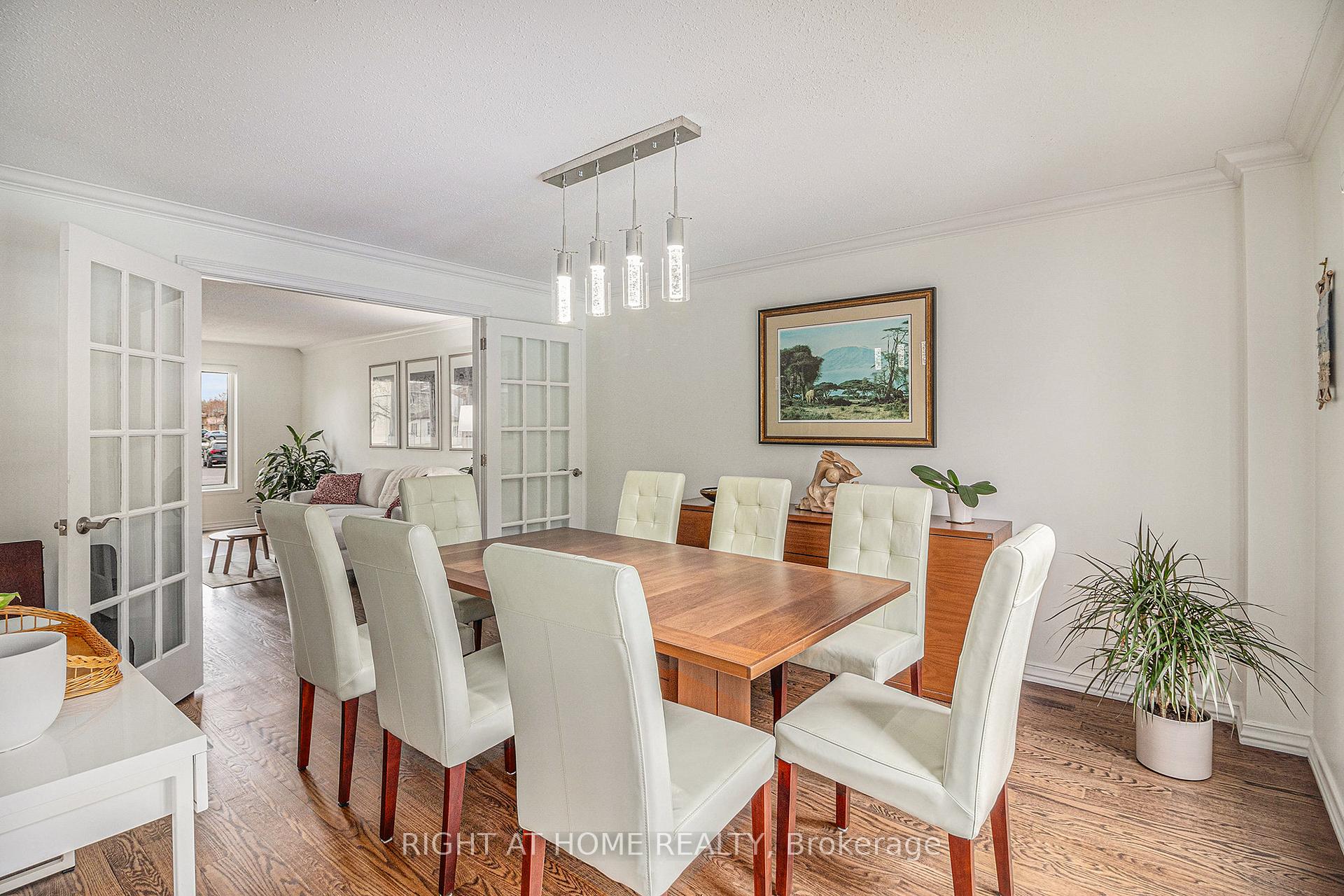 Photo 12 of 1814 Thistleleaf Crescent, Ottawa, Chapel Hill — HOMEH