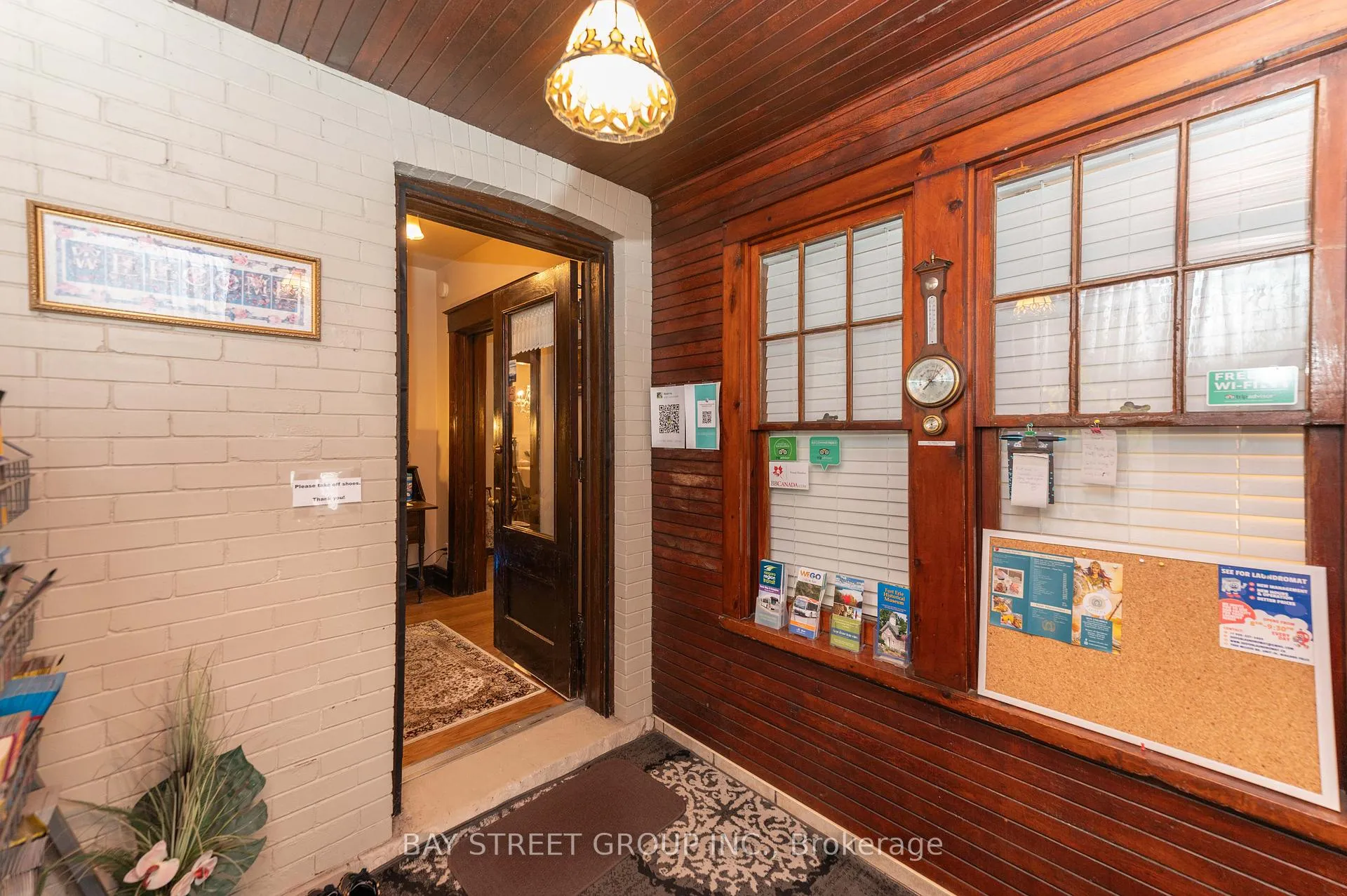 Photo 8 of 4467 John Street, Niagara Falls, Downtown — HOMEH