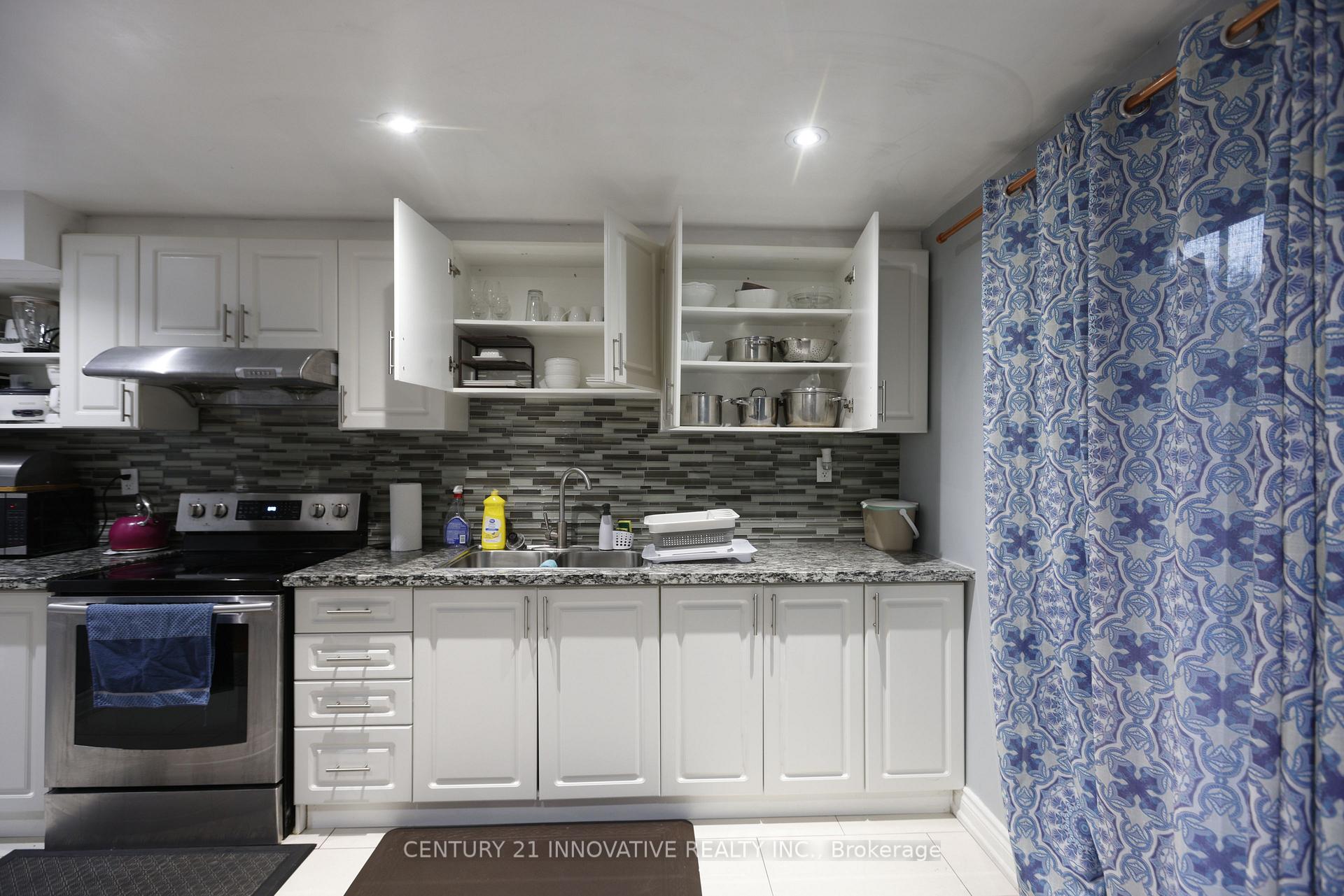 Photo 6 of 31 Dunnet Street, Markham, Milliken Mills East — HOMEH