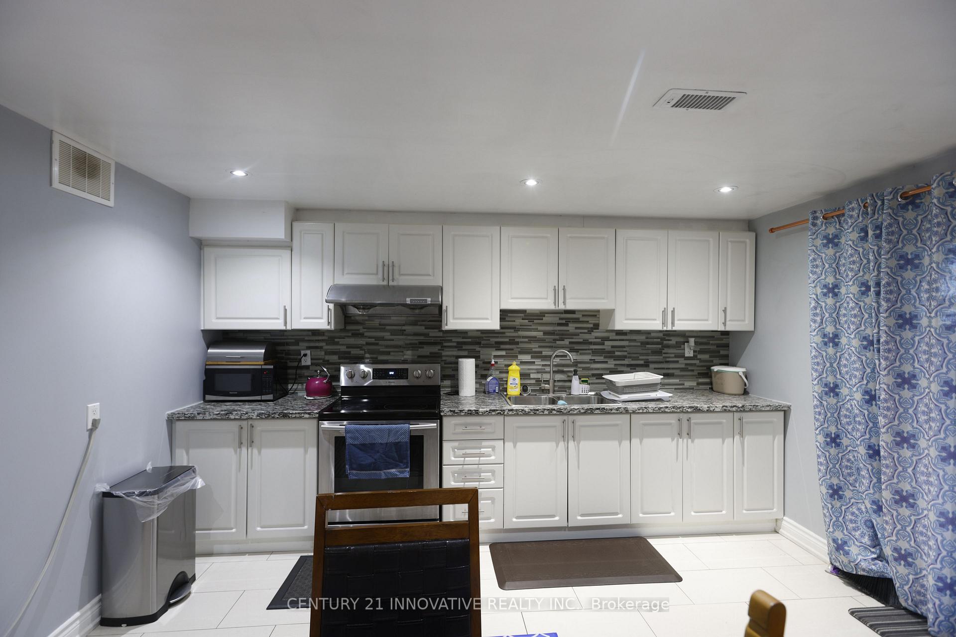 Photo 10 of 31 Dunnet Street, Markham, Milliken Mills East — HOMEH