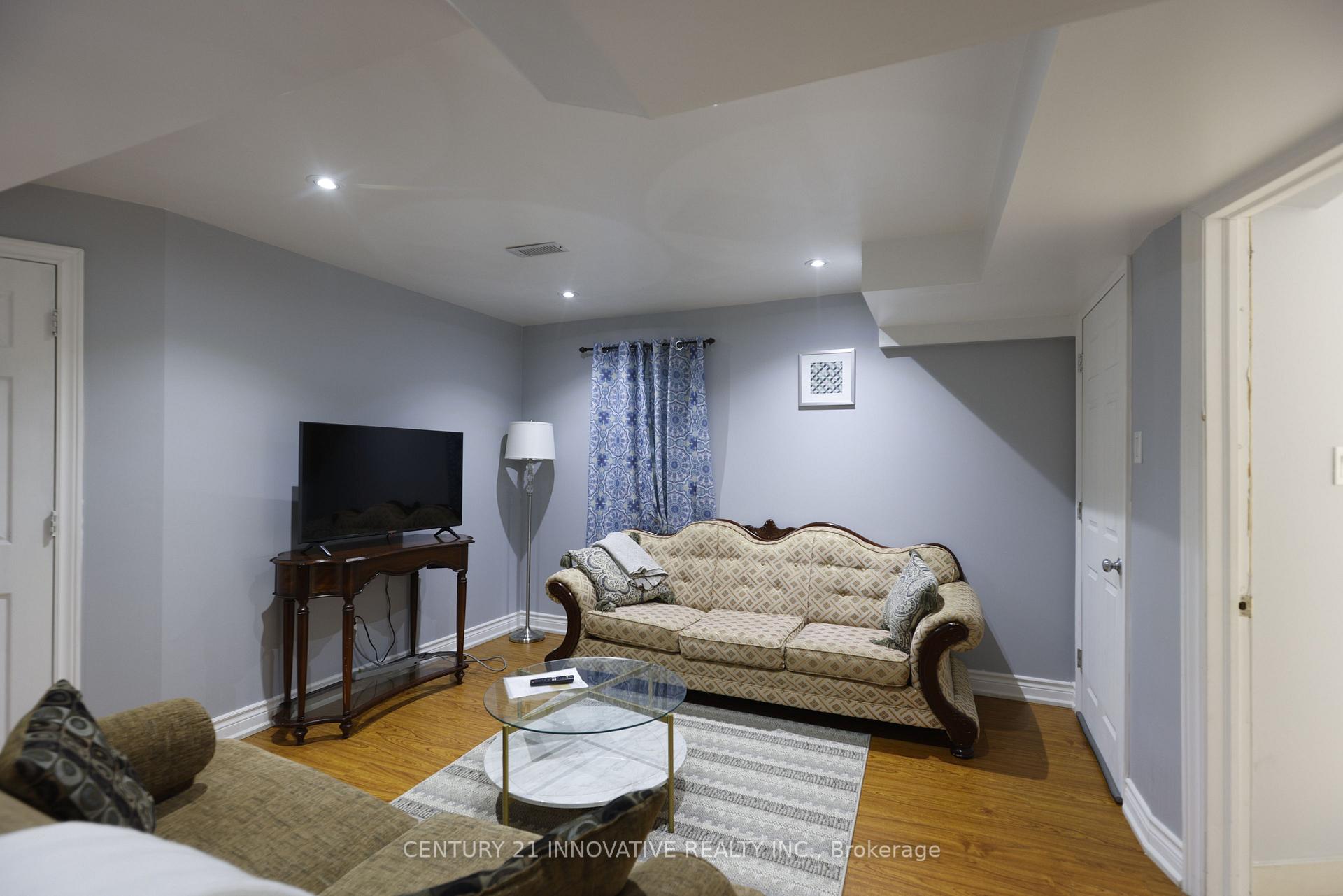 Photo 12 of 31 Dunnet Street, Markham, Milliken Mills East — HOMEH